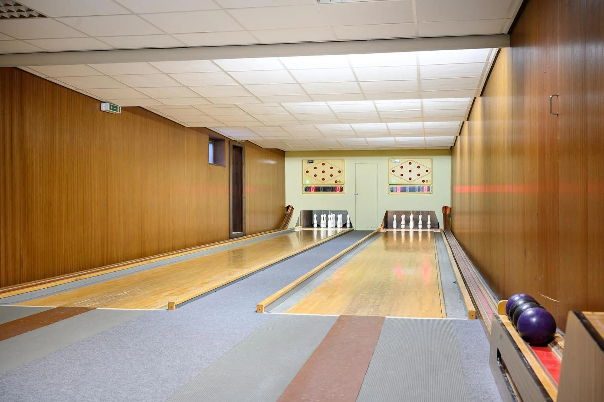 Bowling in Hotel Olympia Schießanlage