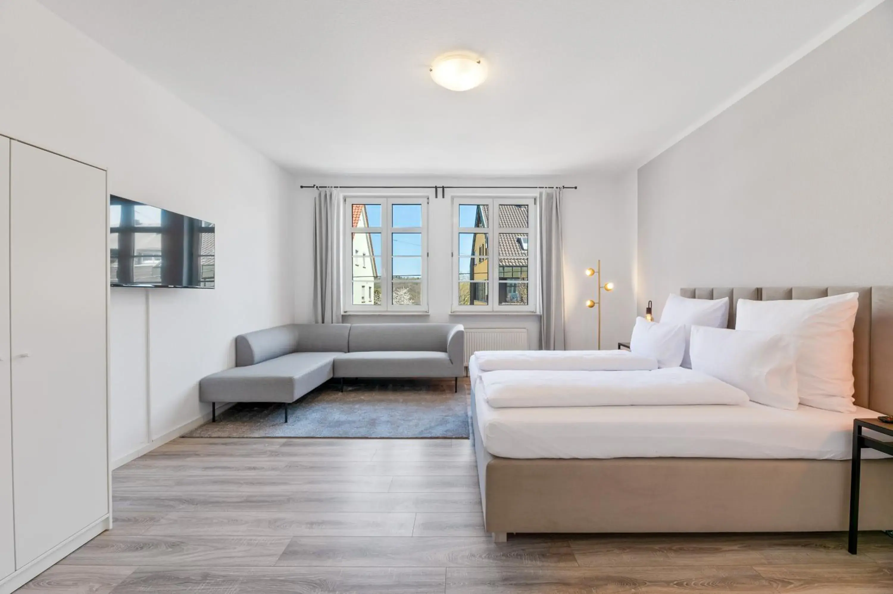 Two-Bedroom Apartment in Steiners Hotel Airport-Messe in Birkach Two-Bedroom Apartment in Steiners Hotel Airport-Messe in Birkach