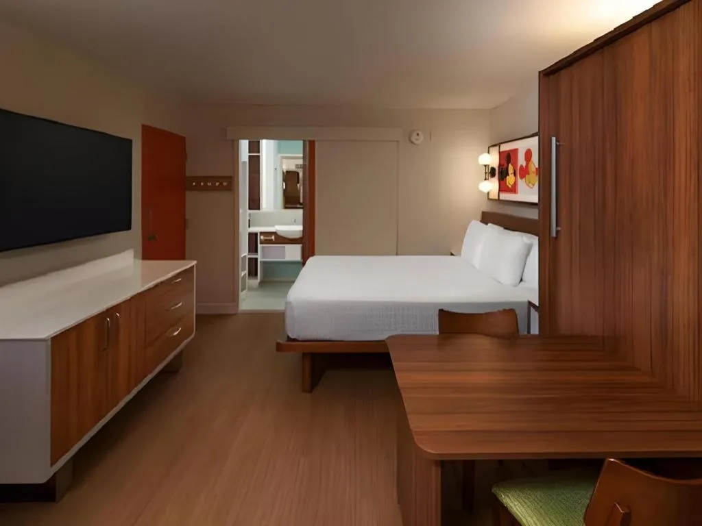 Bed in Disney's Port Orleans Resort - French Quarter