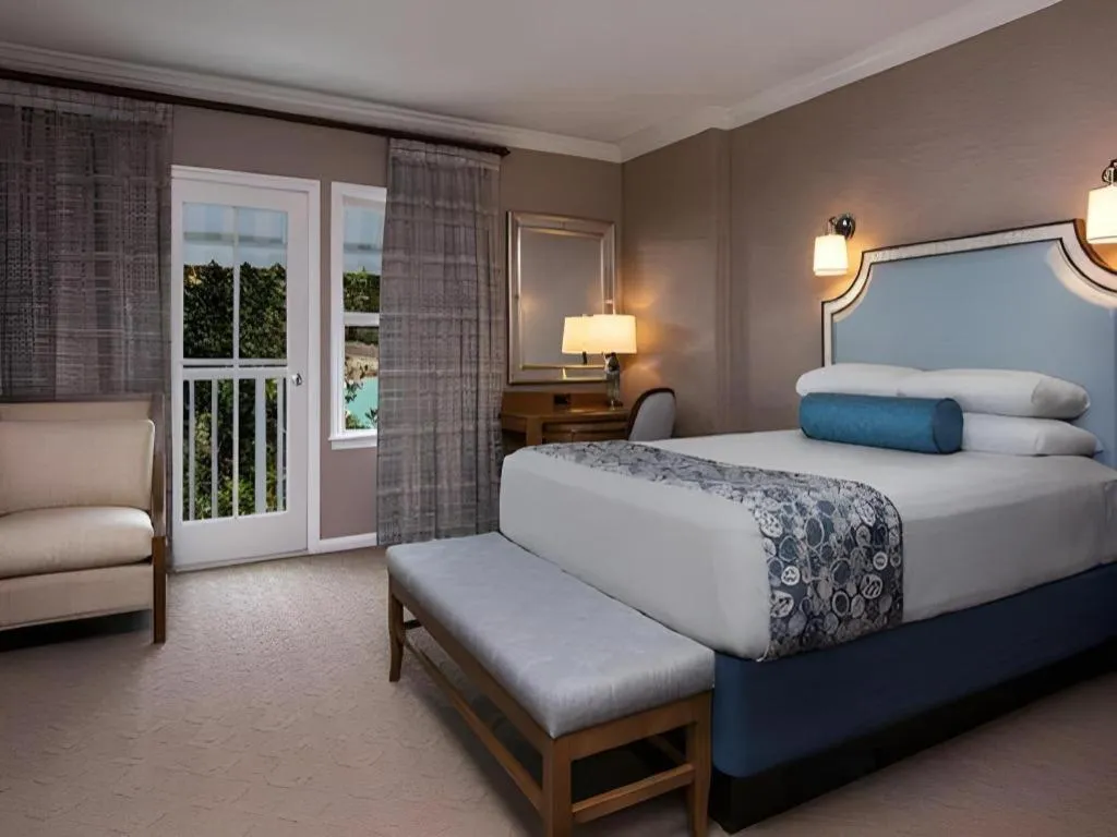 Bed in Disney's Beach Club Resort