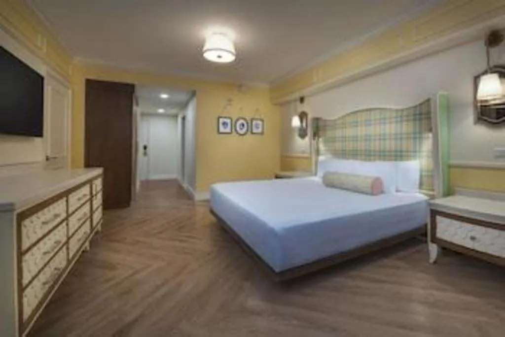Bed in Disney's Boardwalk Inn