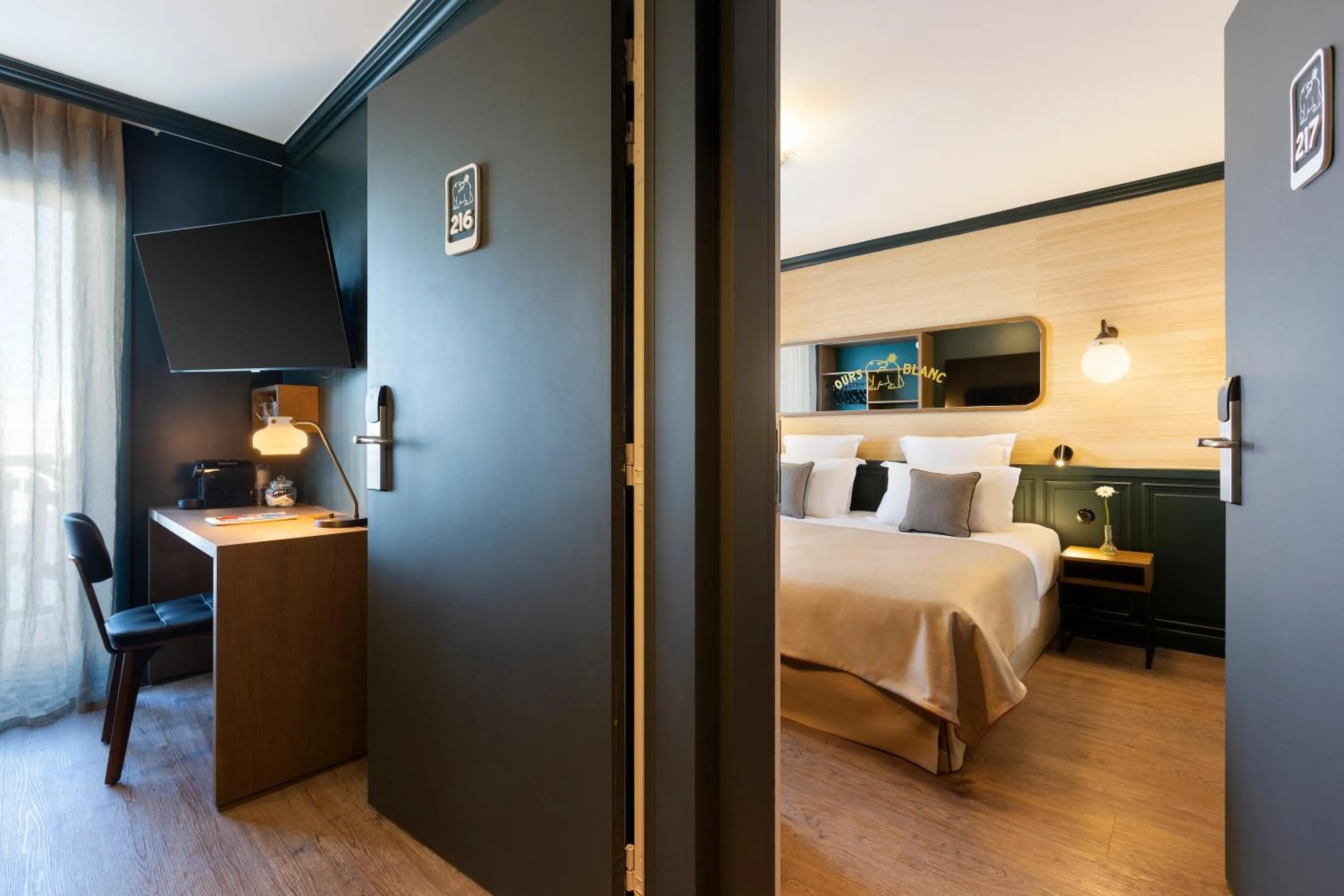 Photo of the whole room, Bed in Ours Blanc Hotel & Spa