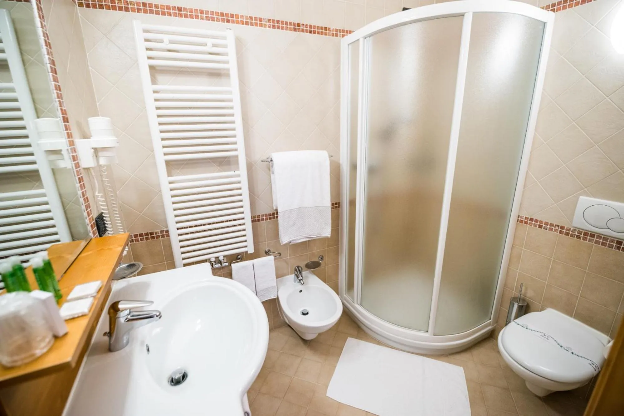 Bathroom in Hotel Rosa Degli Angeli