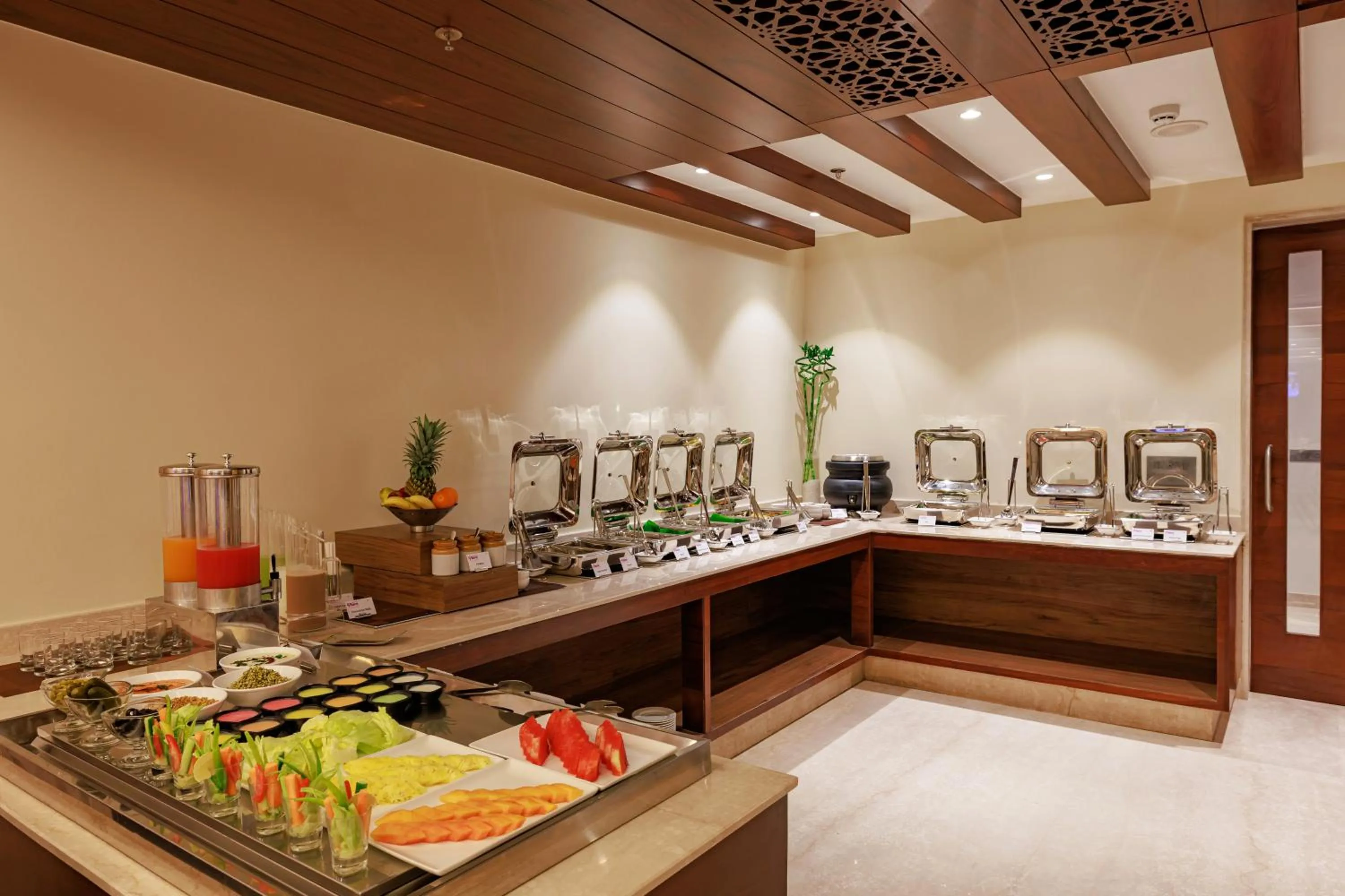 Breakfast in Regenta Place Jaipur Sirsi Road, Jaipur