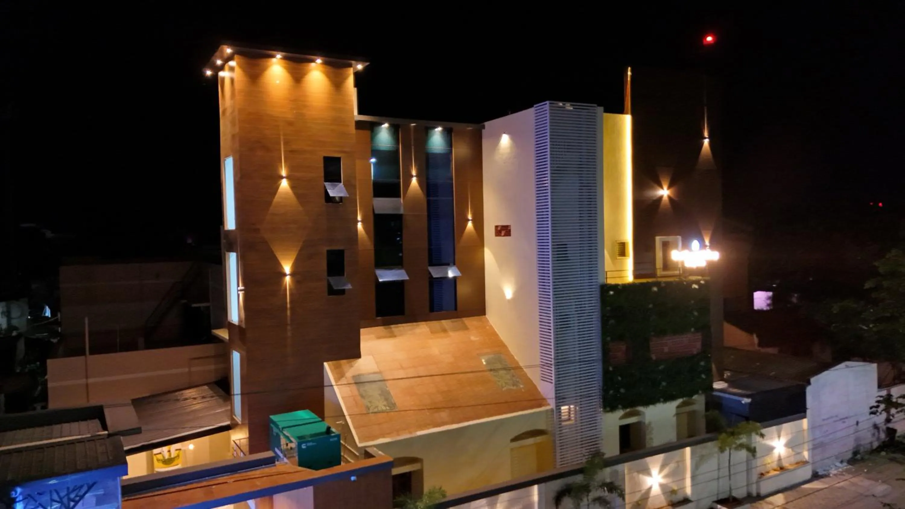 Suthanthira stay Inn