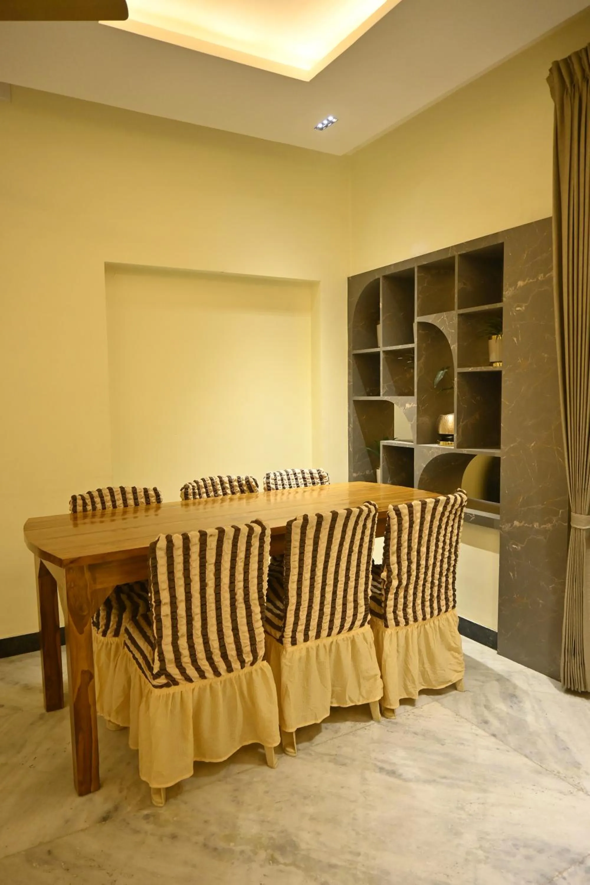 Dining area in Suthanthira stay Inn