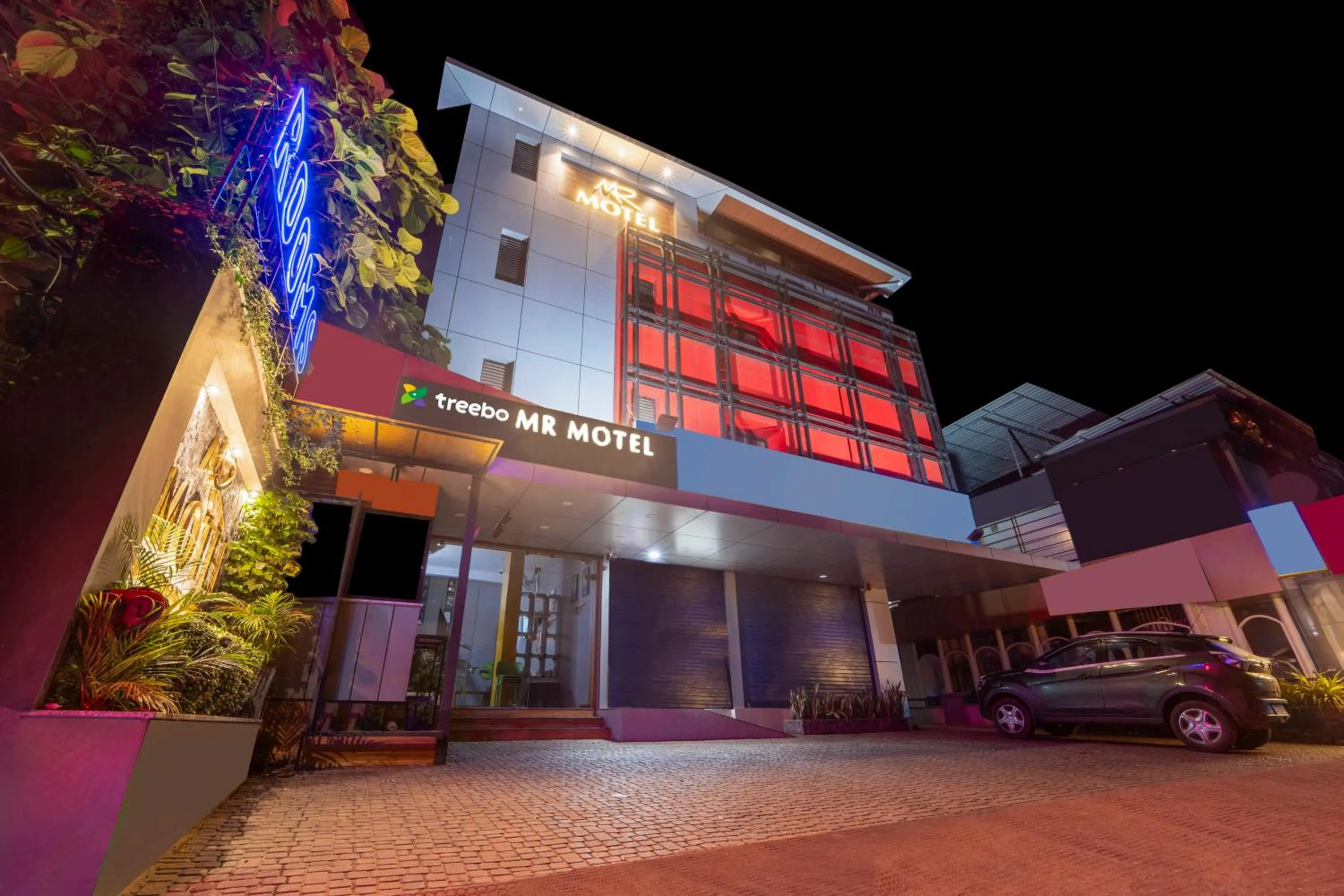 Property building in Treebo MR Motel, 10 Mins To Airport