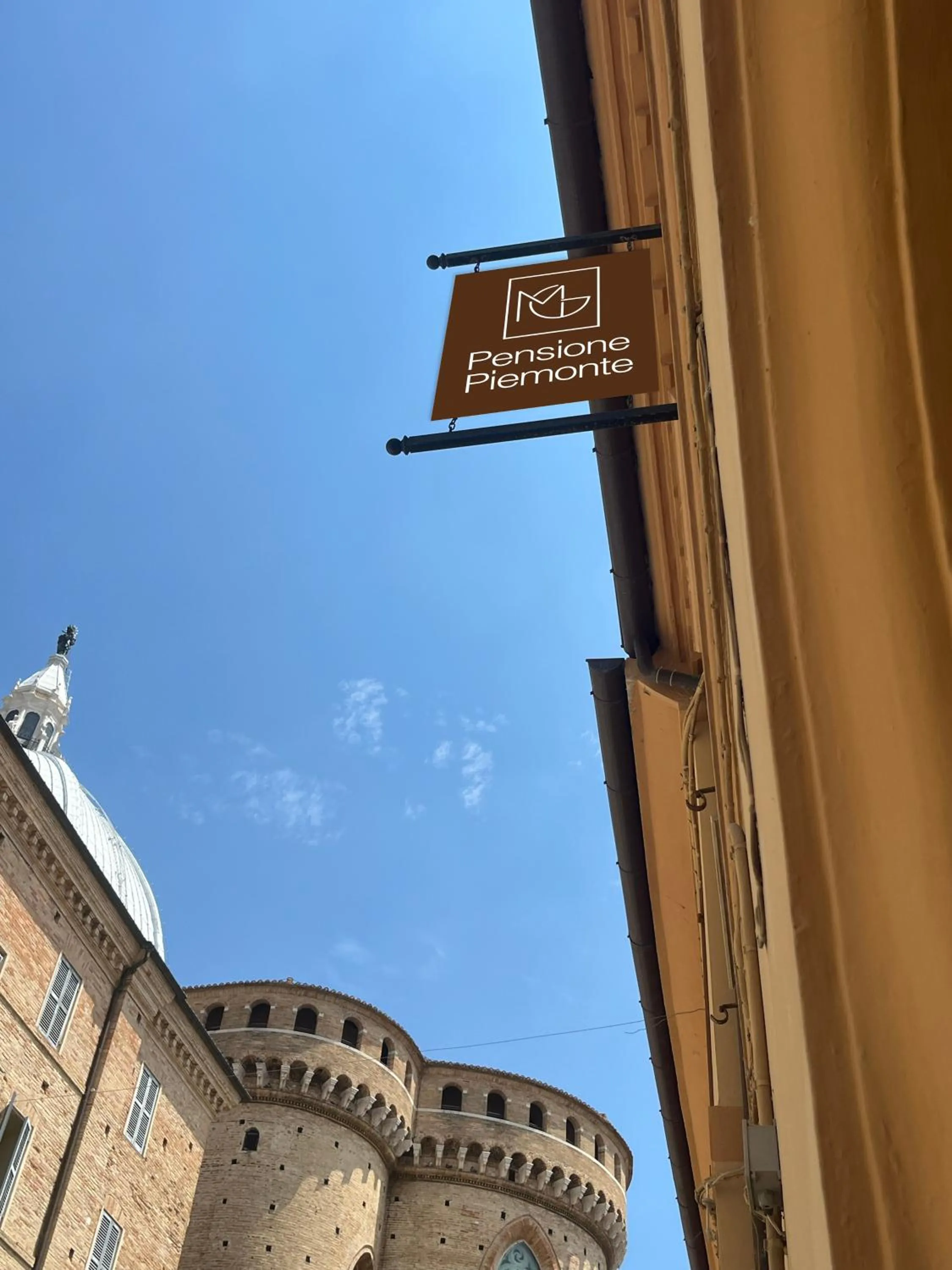 Property logo or sign in Pensione Piemonte Loreto