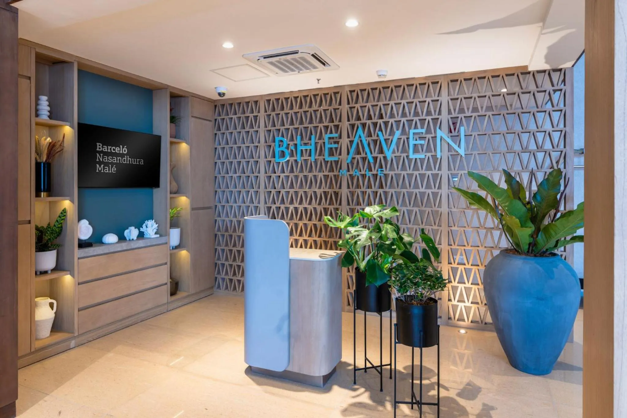 Lobby or reception in Barceló Nasandhura Male