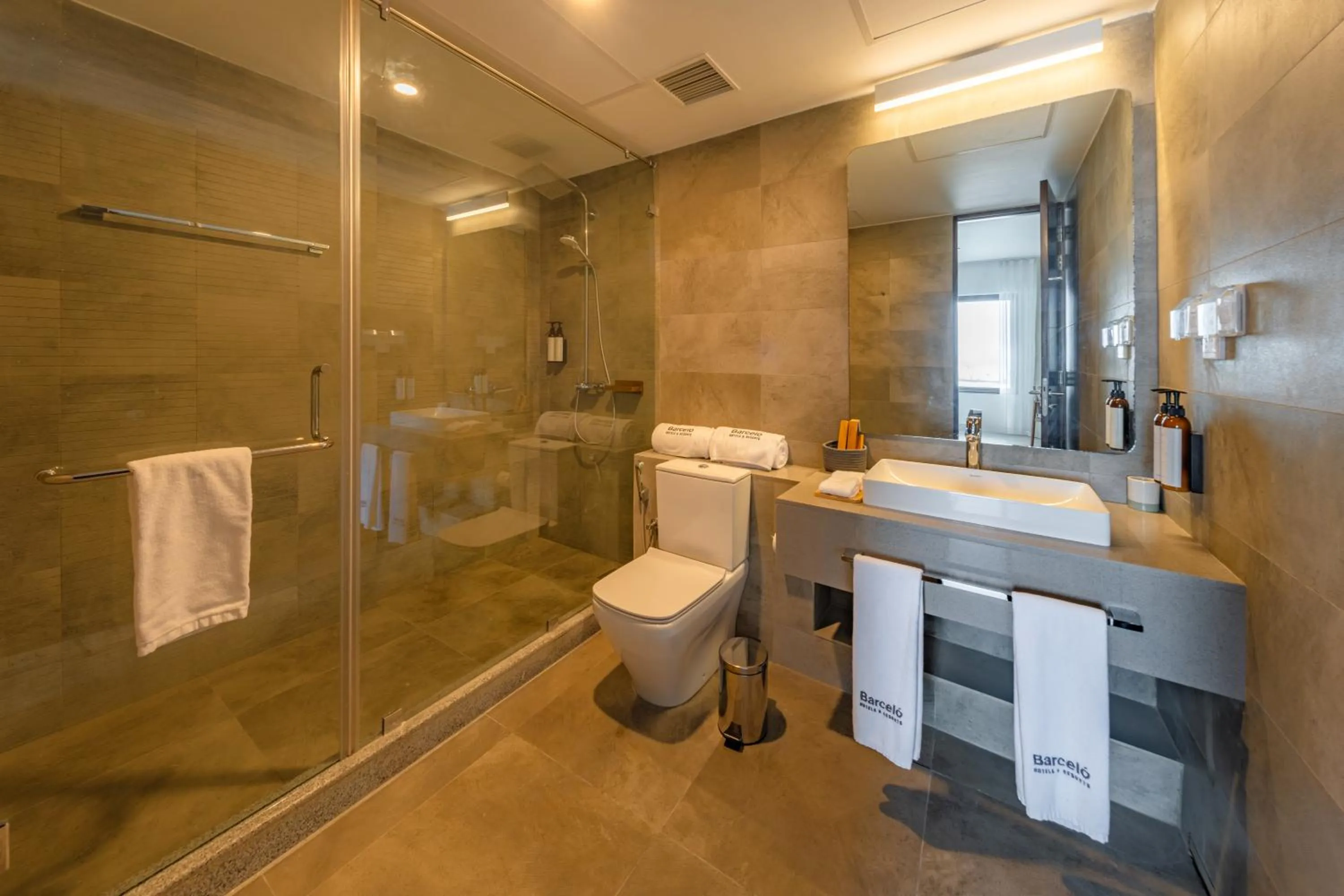 Shower in Barceló Nasandhura Male