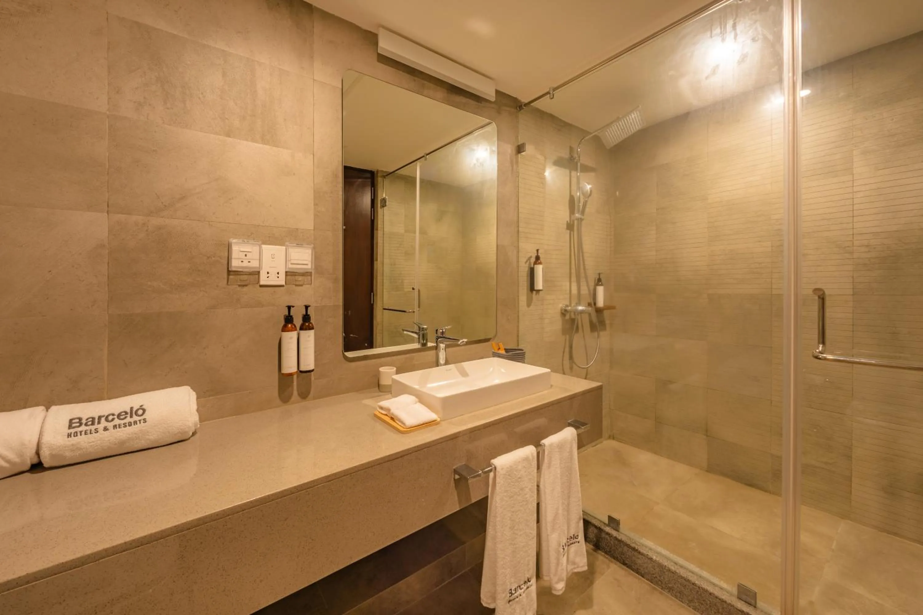 Shower in Barceló Nasandhura Male