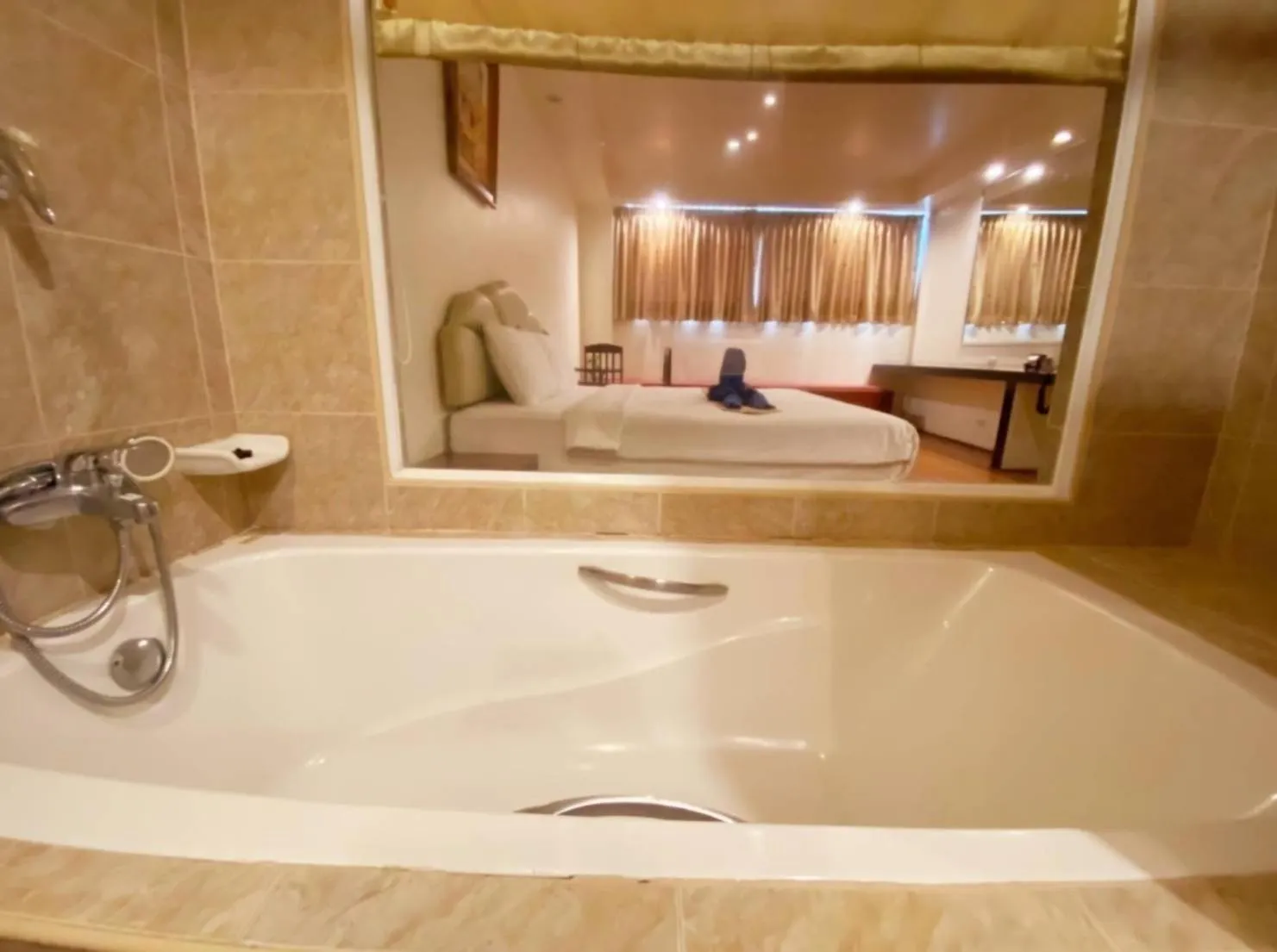 Bathroom, Bed in At sea residence