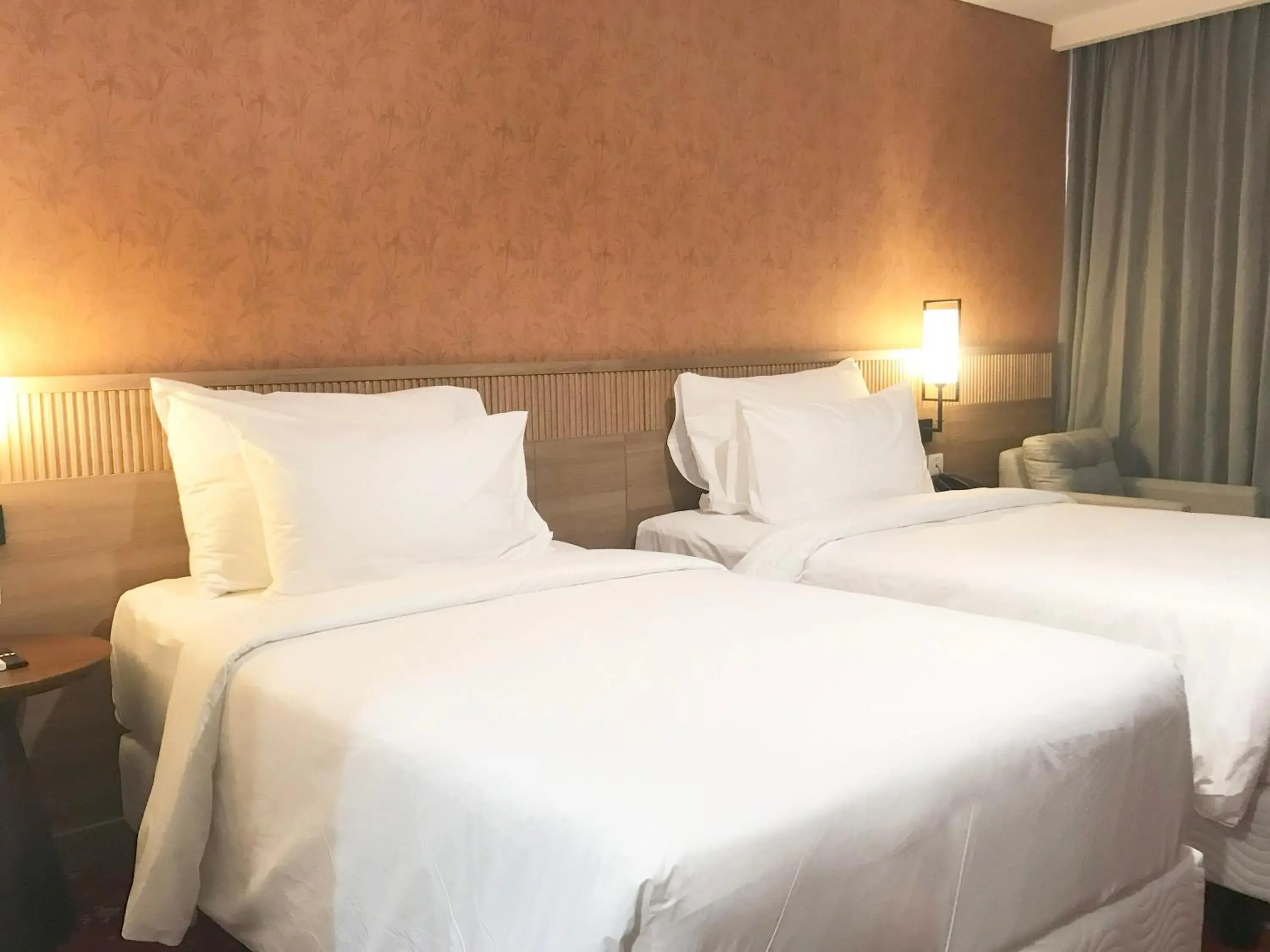 Deluxe Twin Room in Labersa Hotel & Convention Center Samosir Deluxe Twin Room in Labersa Hotel & Convention Center Samosir