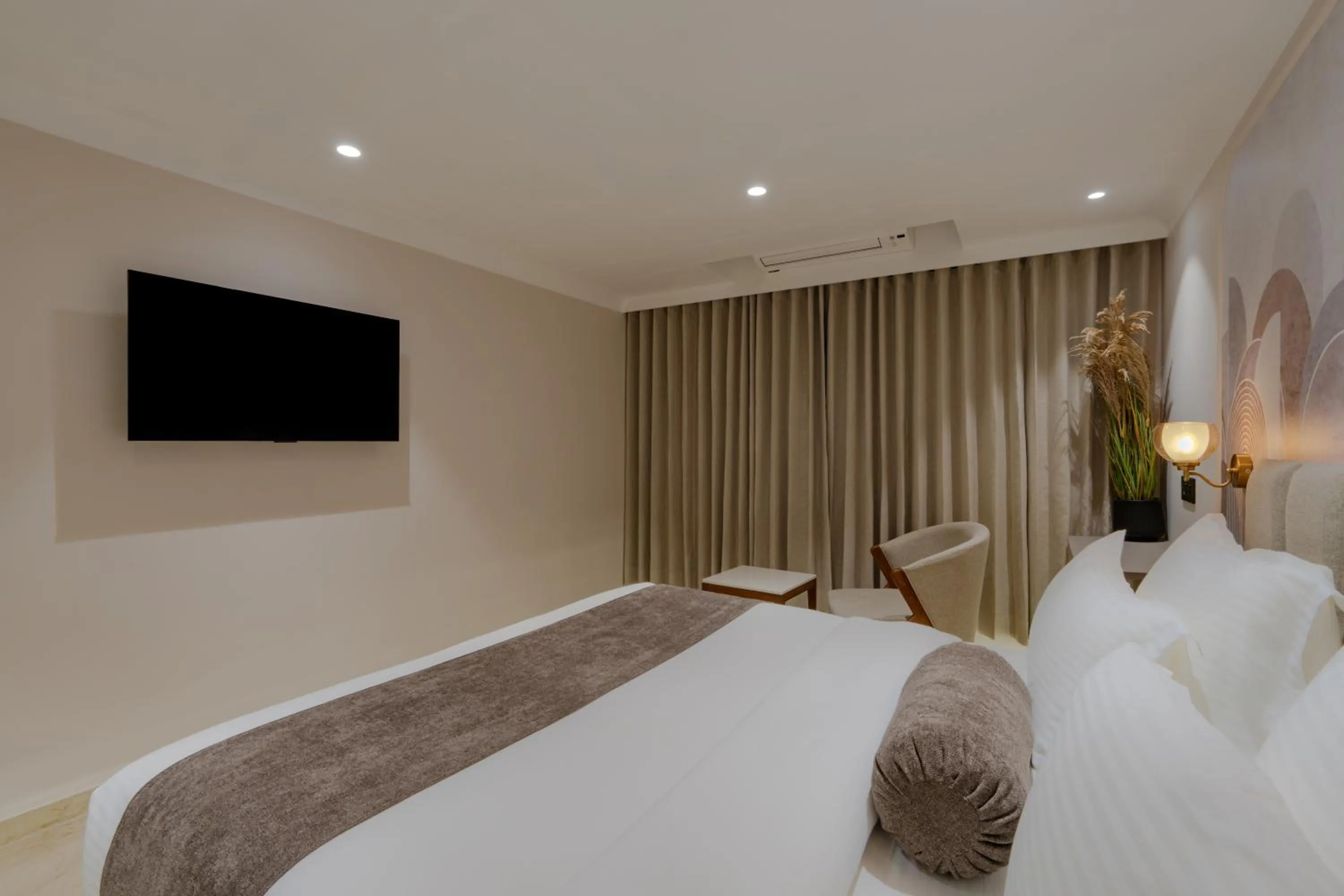 Bed in Hotel The Grand Suites