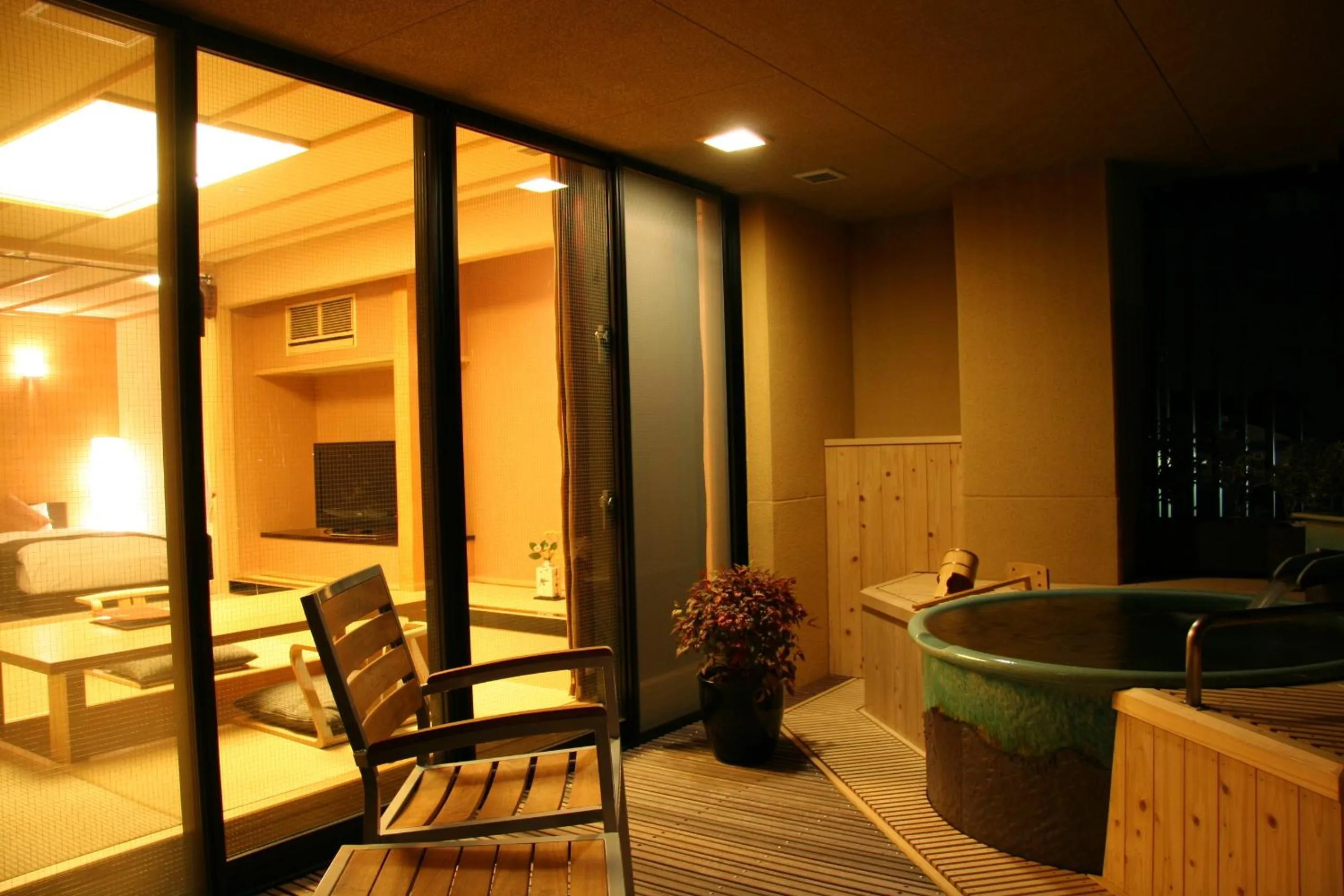 Photo of the whole room in Yamaga Onsen Seiryuso