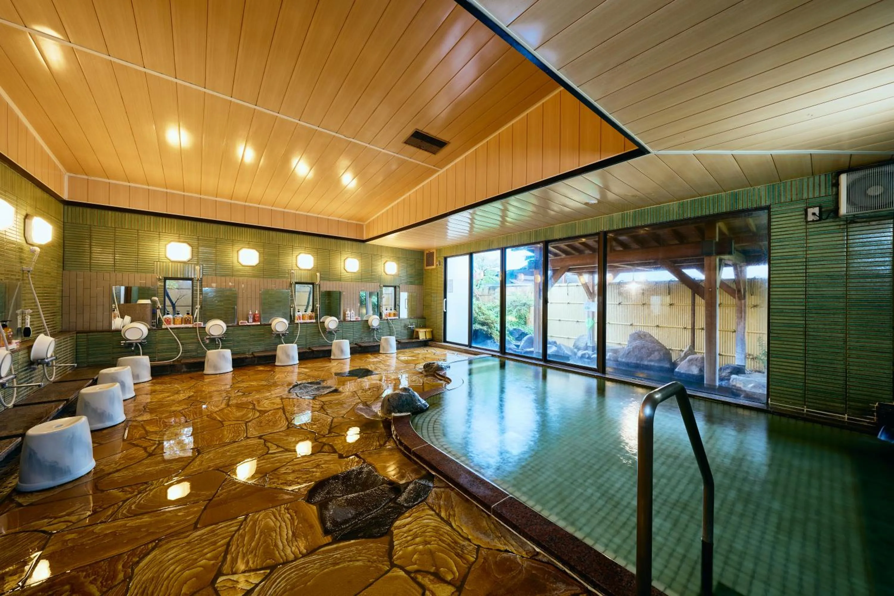 Hot Spring Bath in Yamaga Onsen Seiryuso