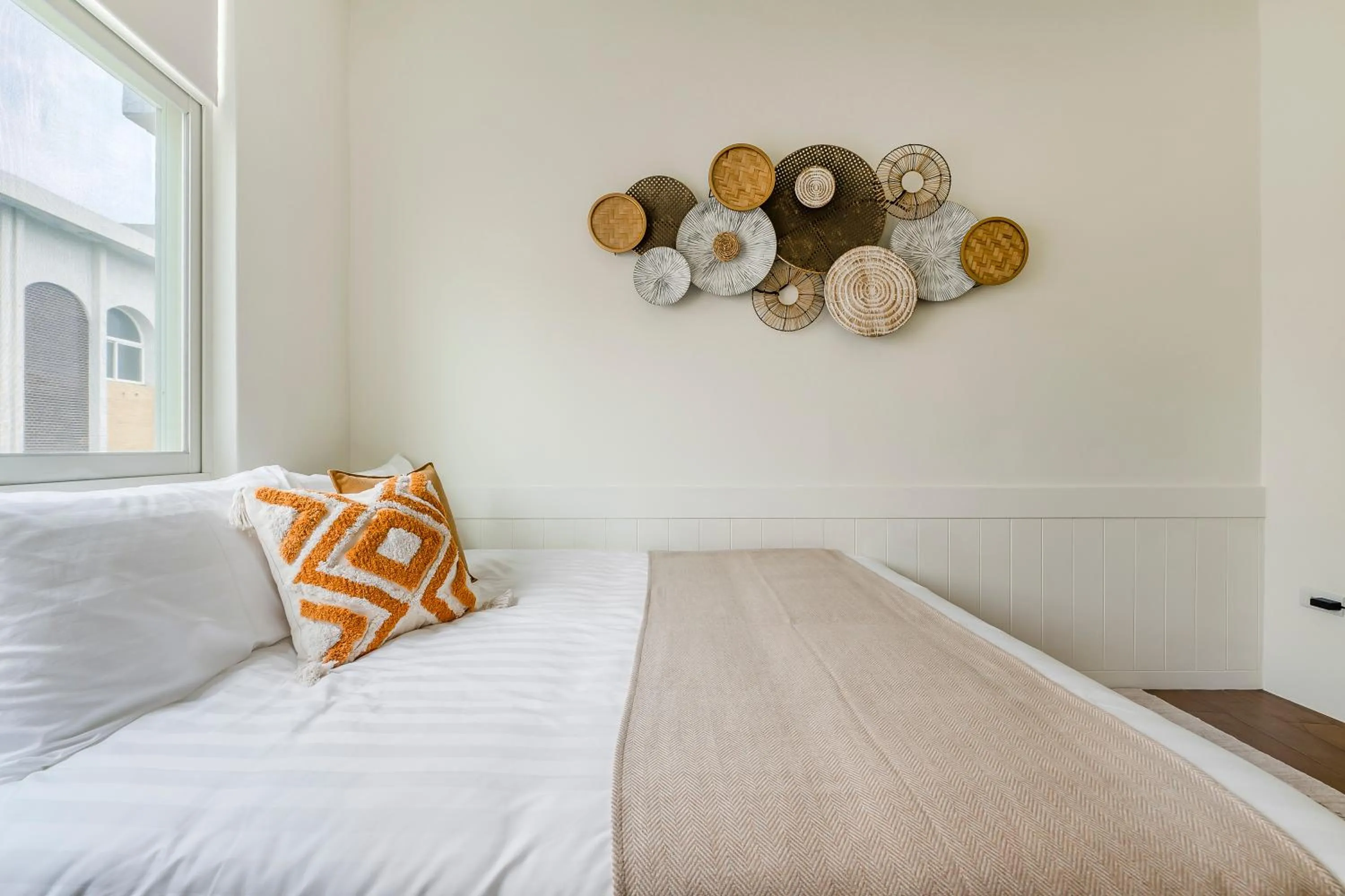 Bed in Chin Style Smart Stay