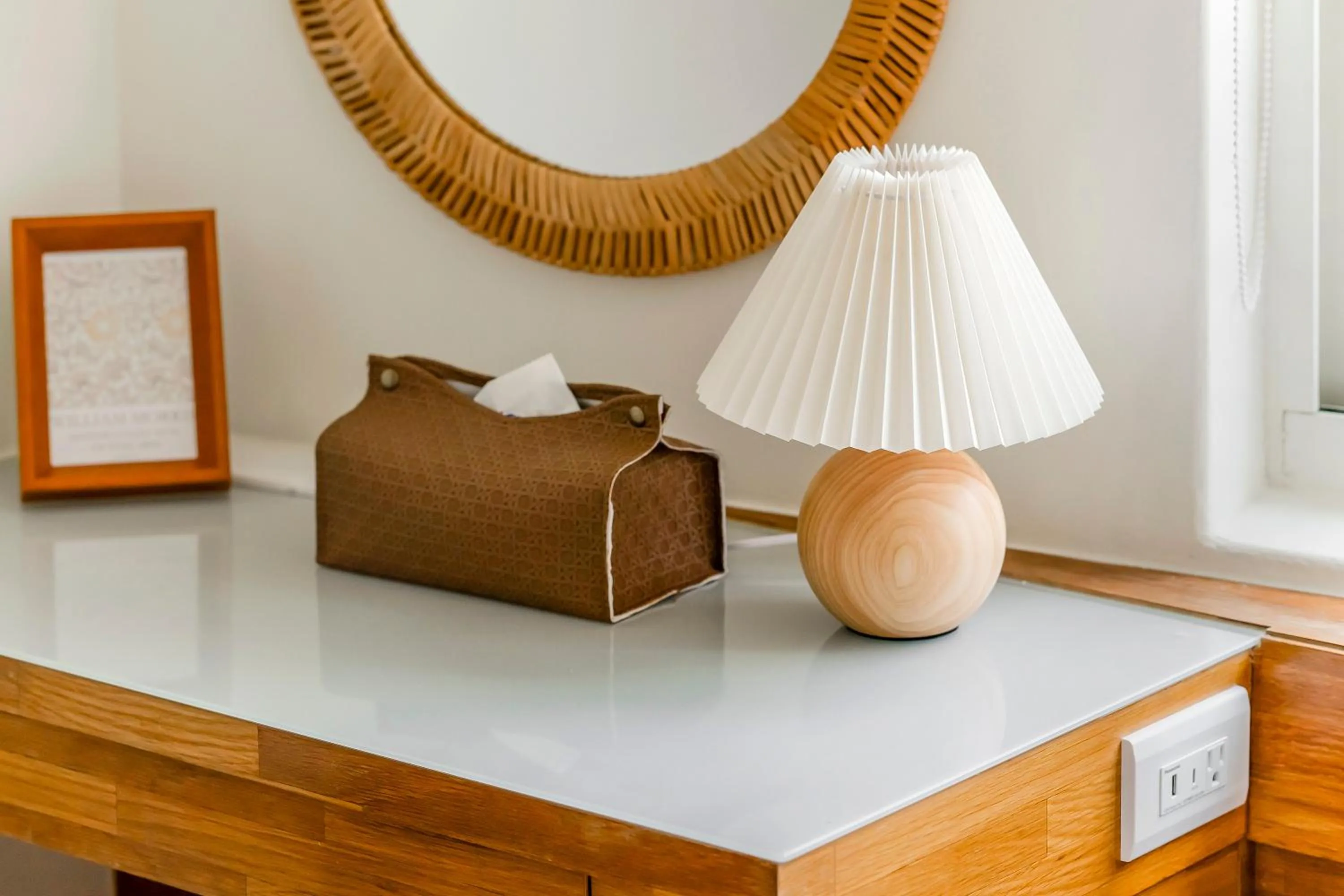 Decorative detail in Chin Style Smart Stay