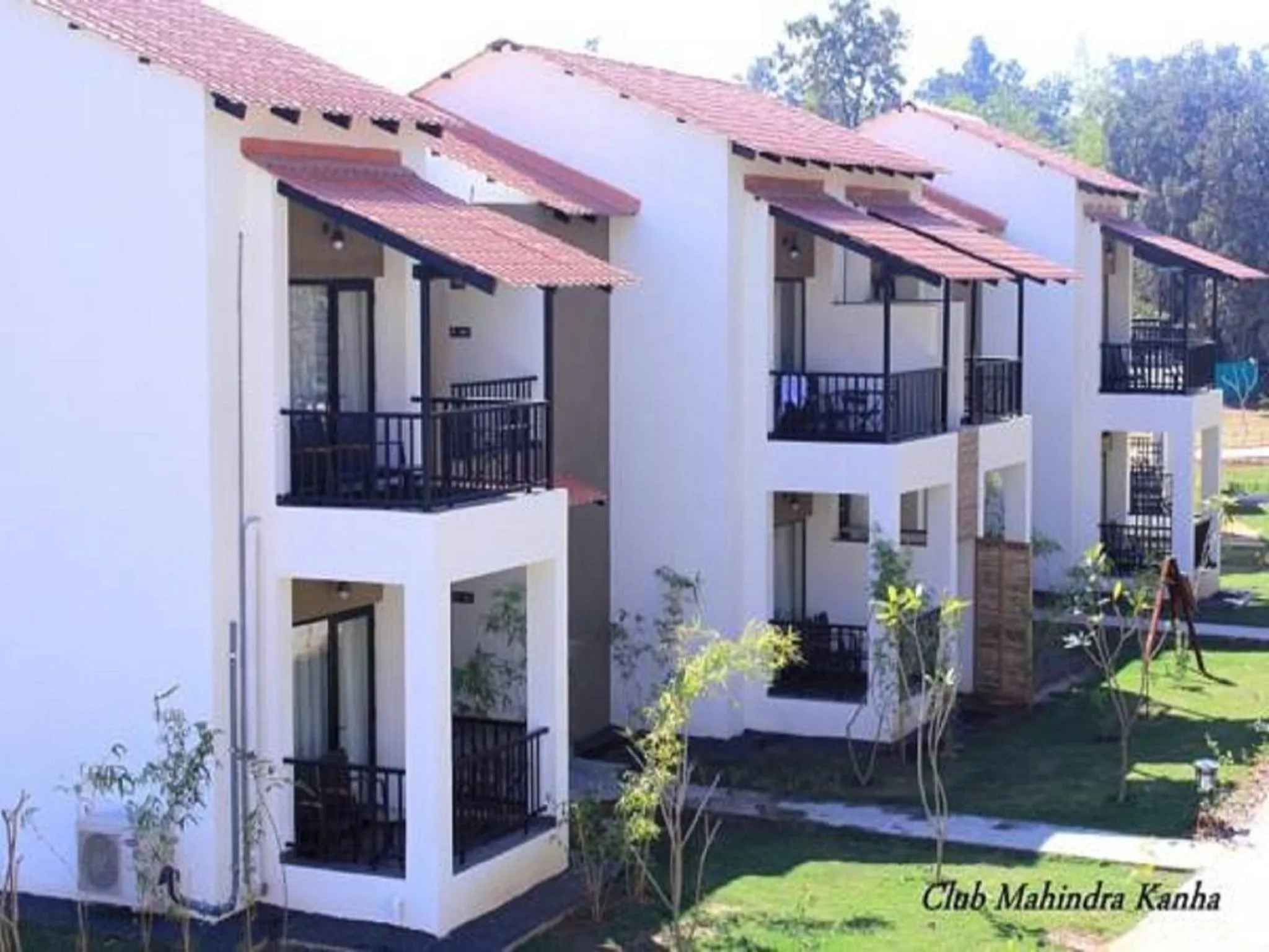 Facade/entrance in Club Mahindra Kanha