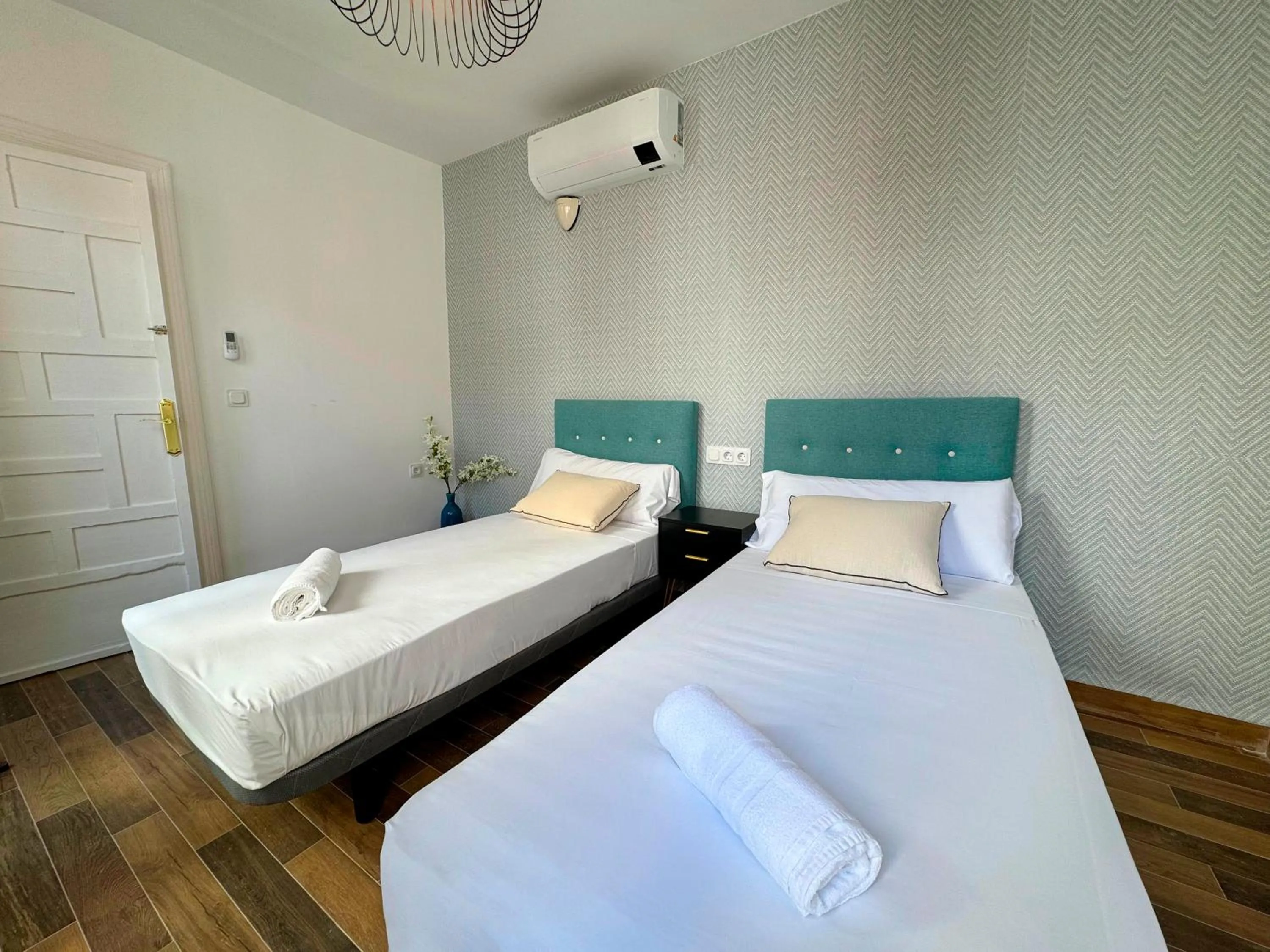 Bed in Apartamentos Plaza San Agustín 3000