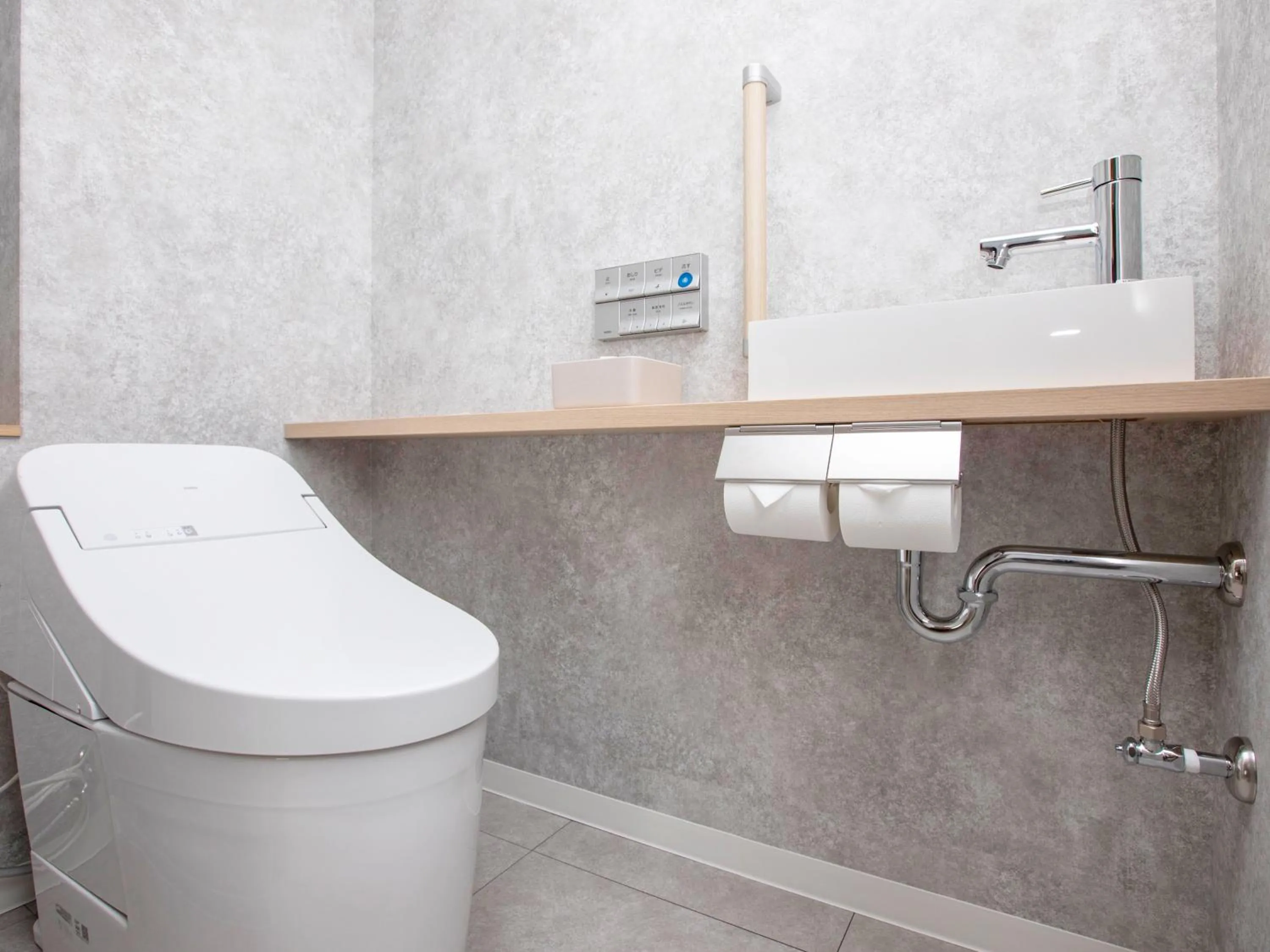 Toilet in Kumamoto Hotel Castle