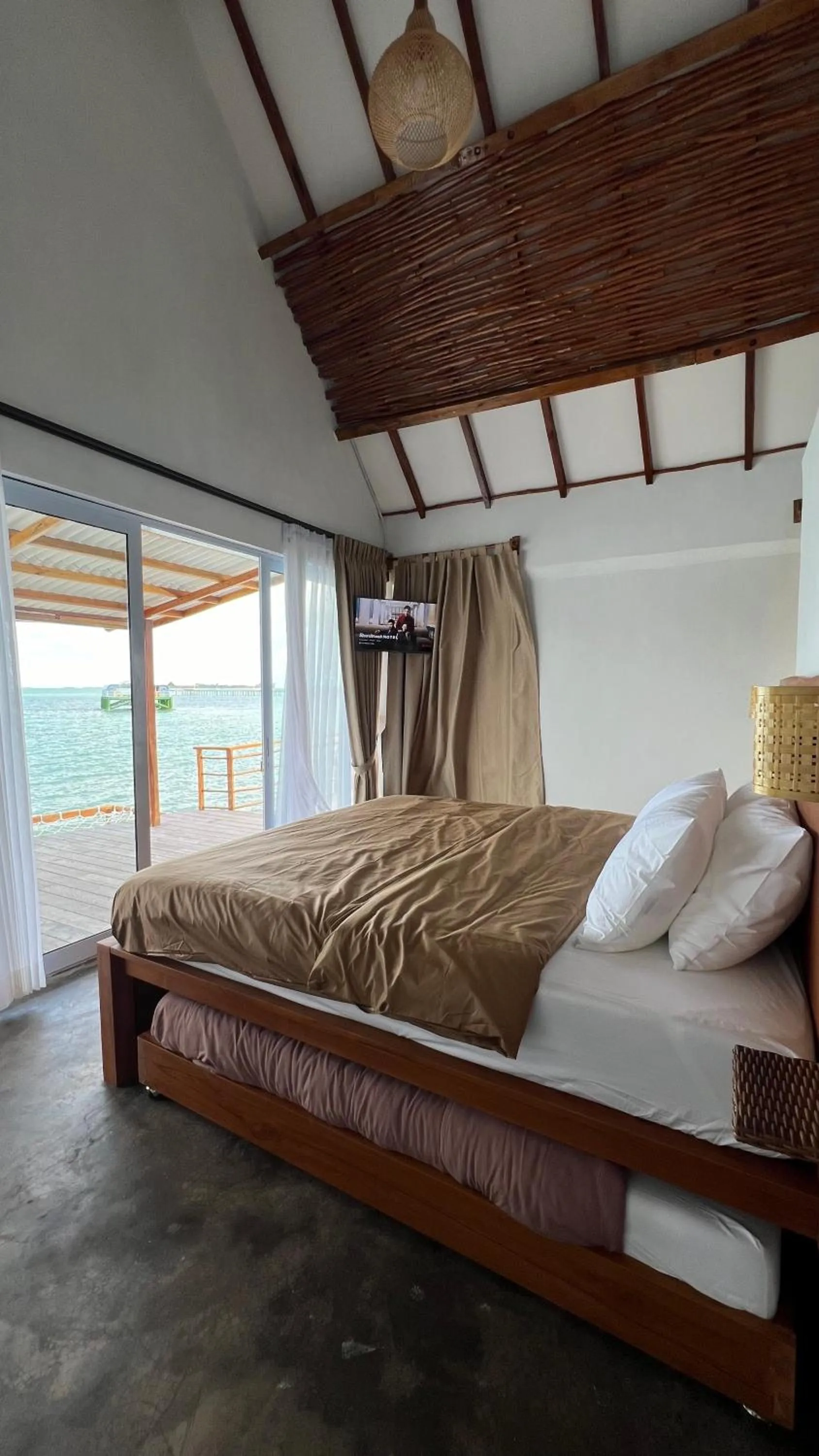 Bed in Sadi Beach House