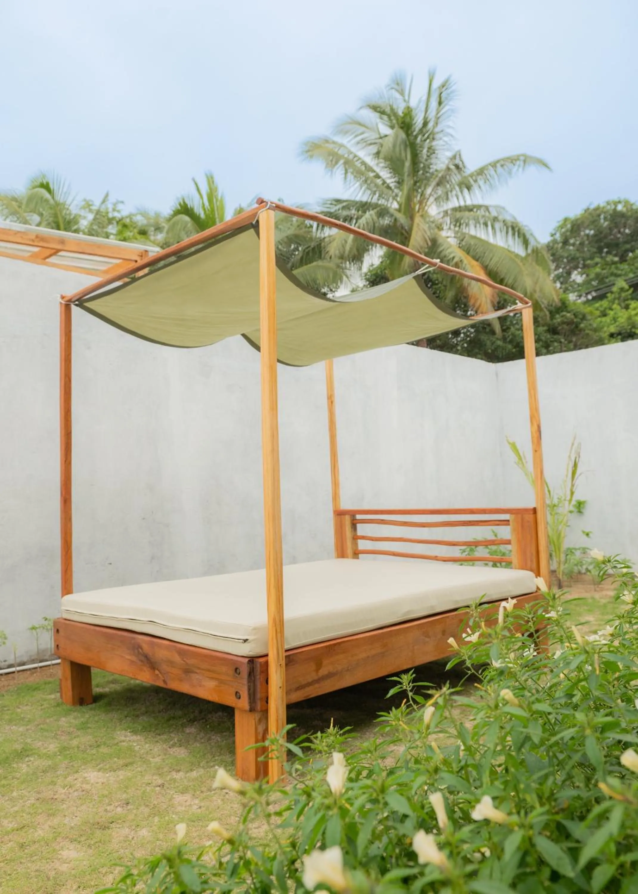 Garden view in Sadi Beach House