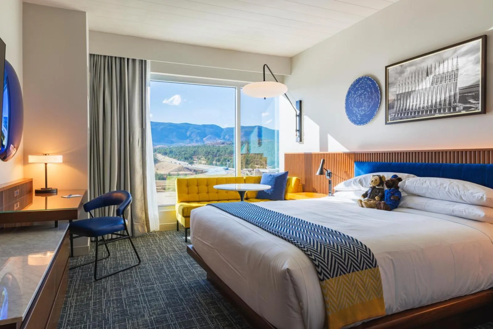 Bedroom, Bed in Hotel Polaris