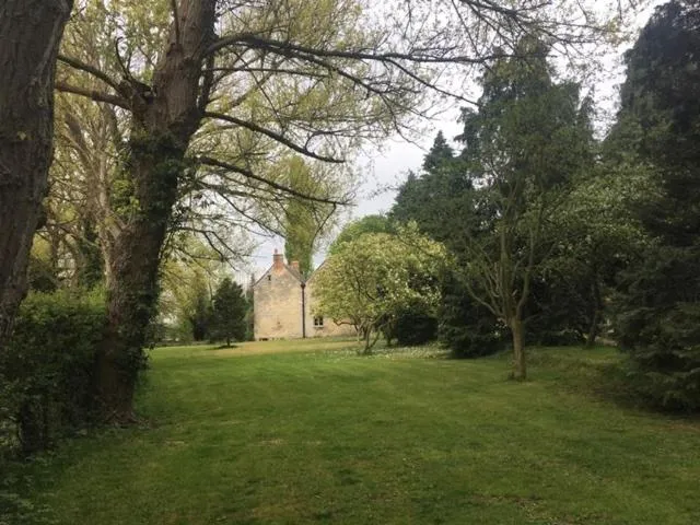 Property building in Hill Farm