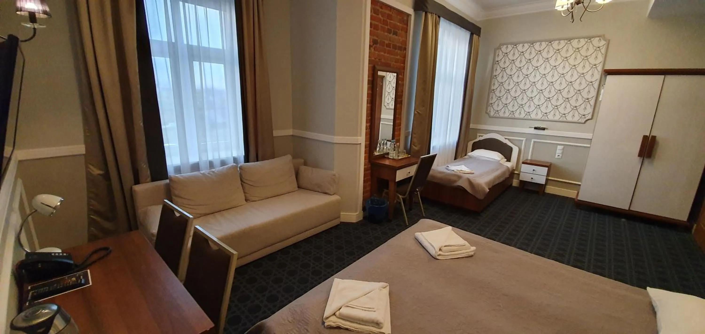 TV and multimedia, Bed in Hotel Kamienica