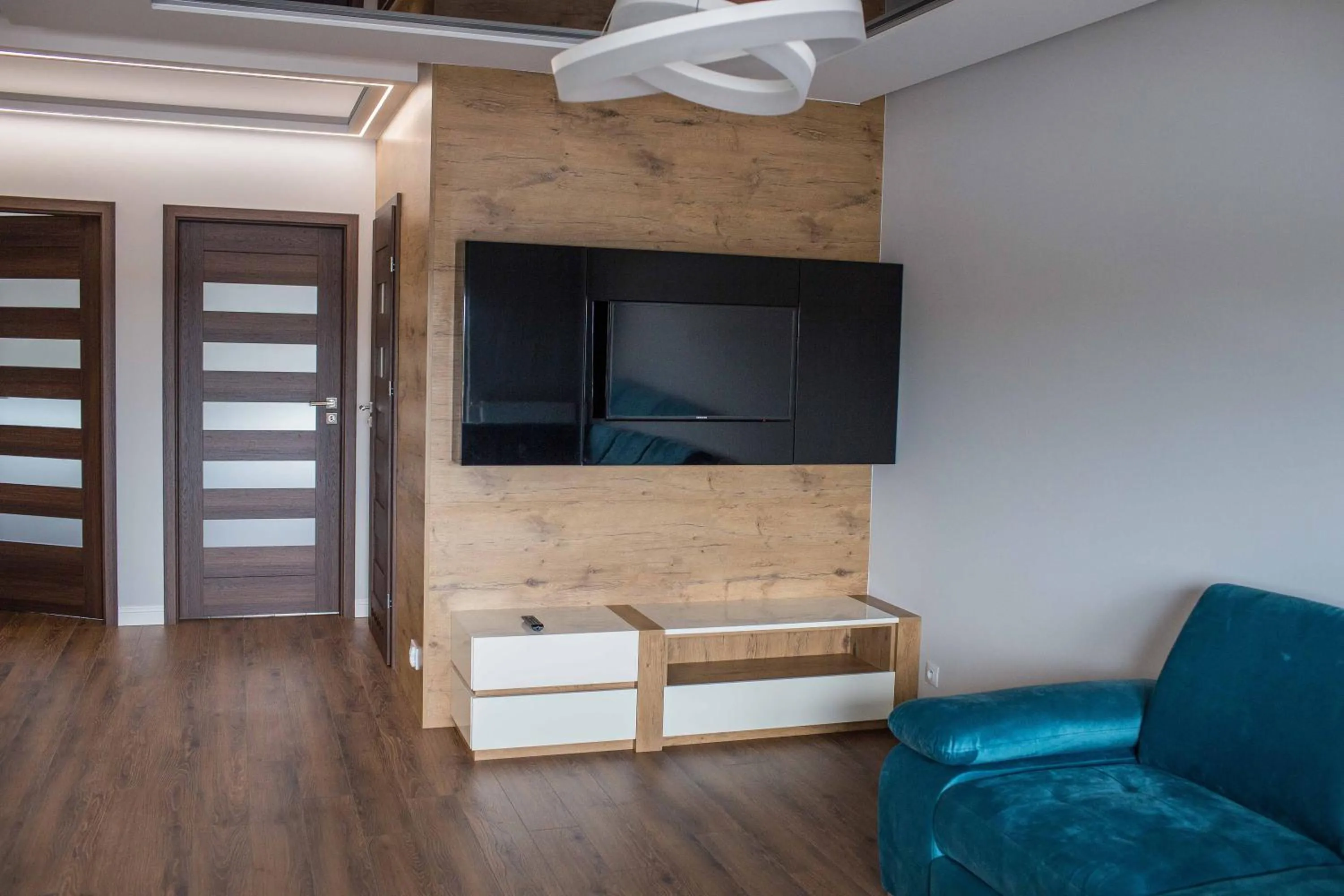 Communal lounge/ TV room in Hotel Kamienica