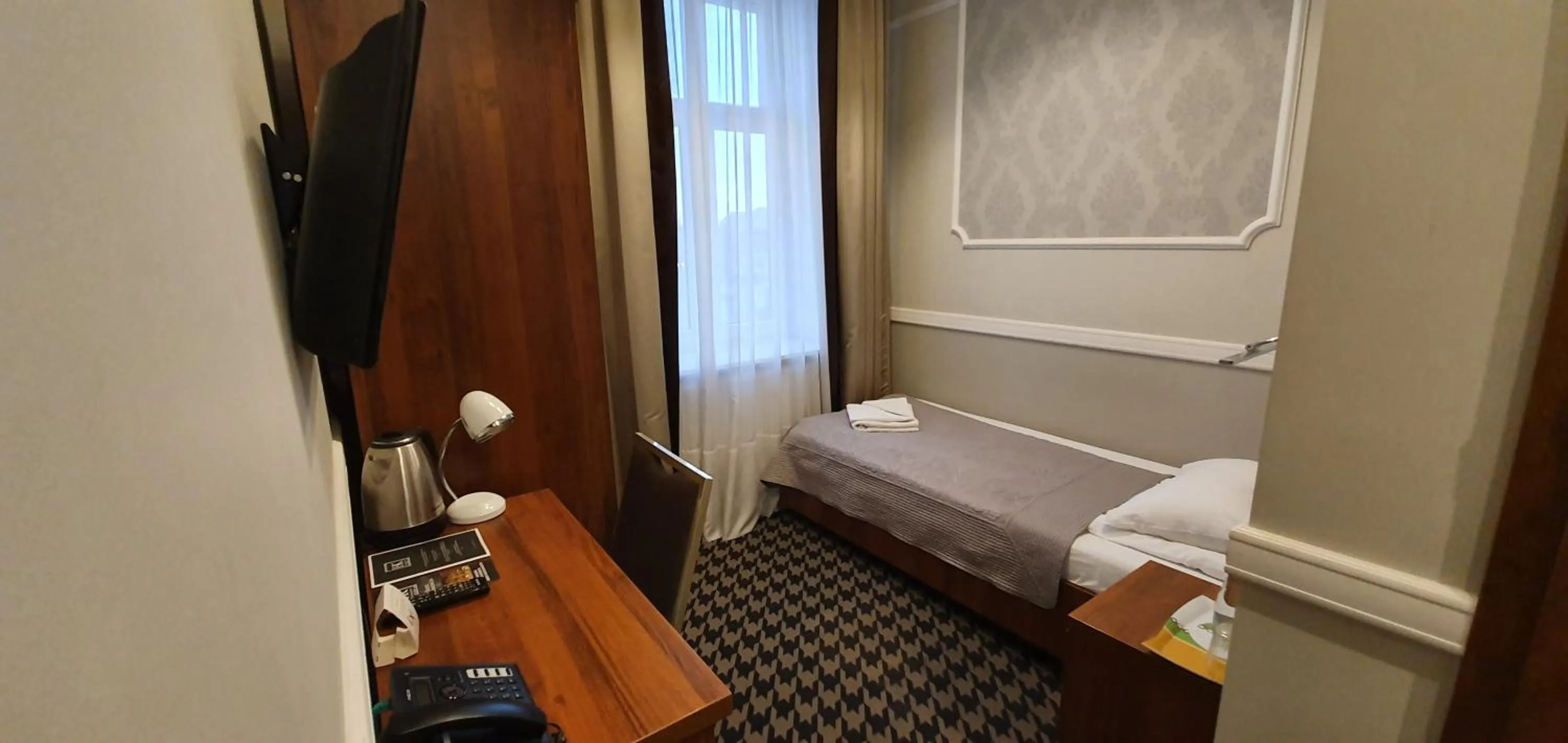 Bed in Hotel Kamienica