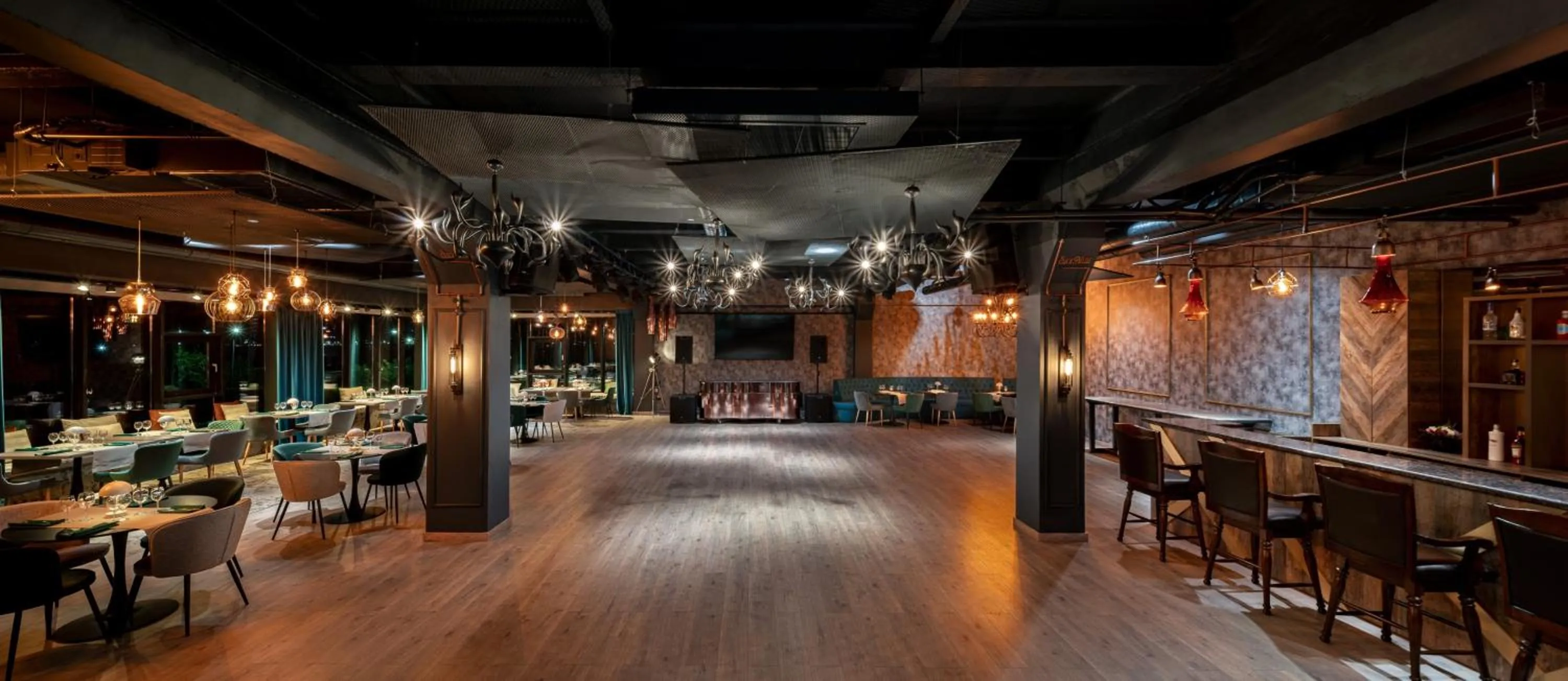 Lounge or bar in Sky Blue Hotel & Spa