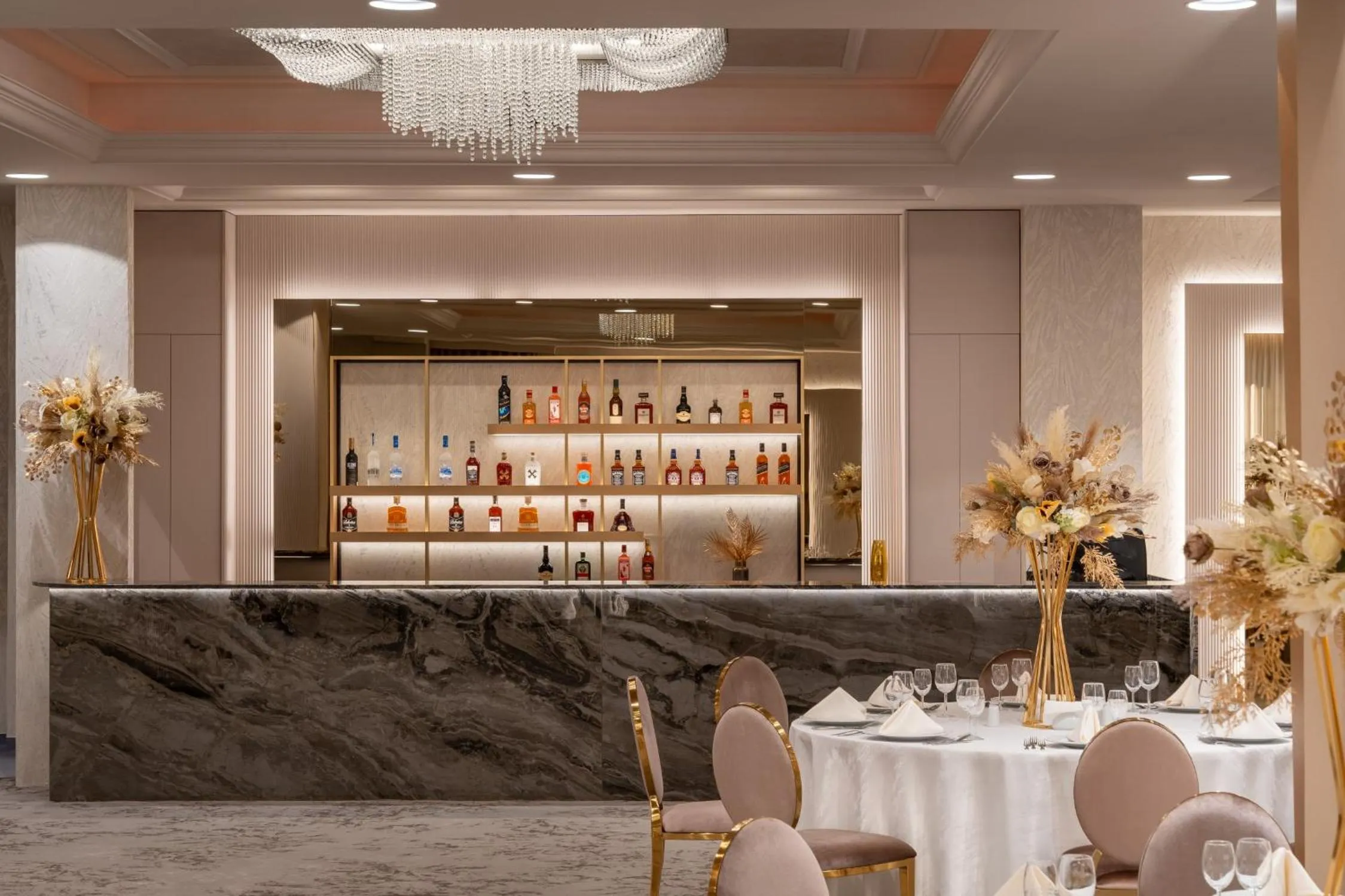 Lounge or bar in Sky Blue Hotel & Spa