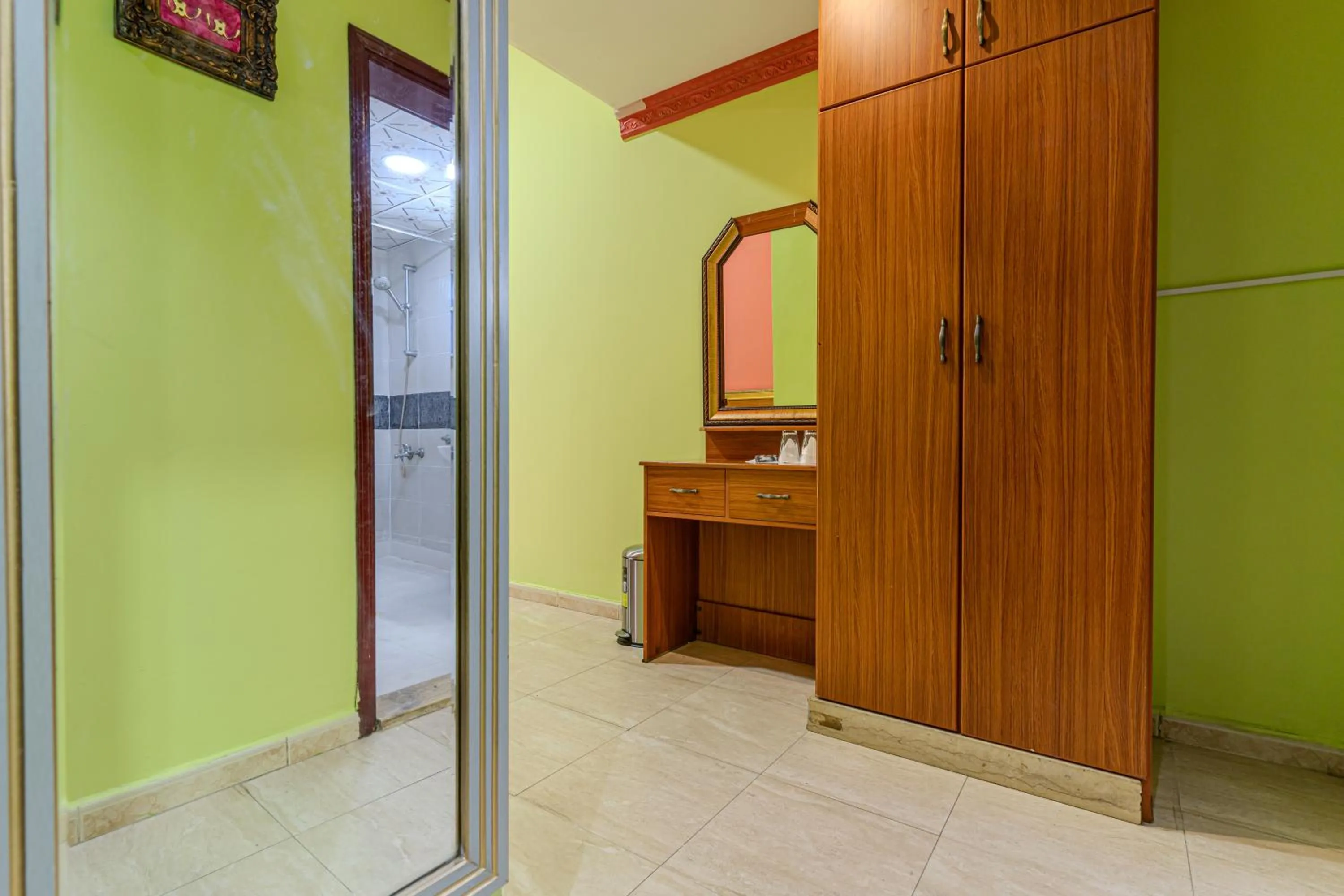 wardrobe in City Relax Hotel