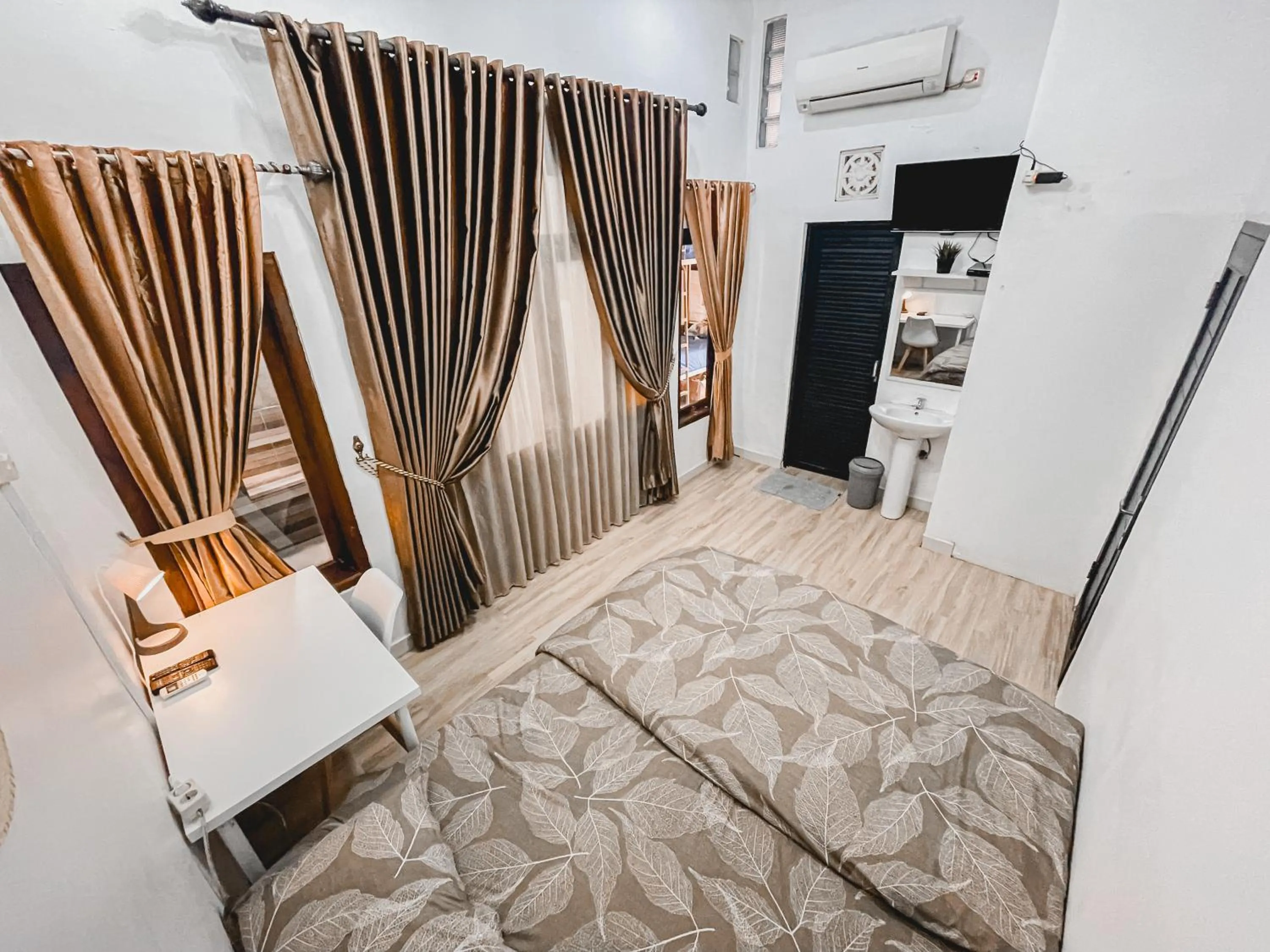 TV and multimedia, Bed in OstiC House