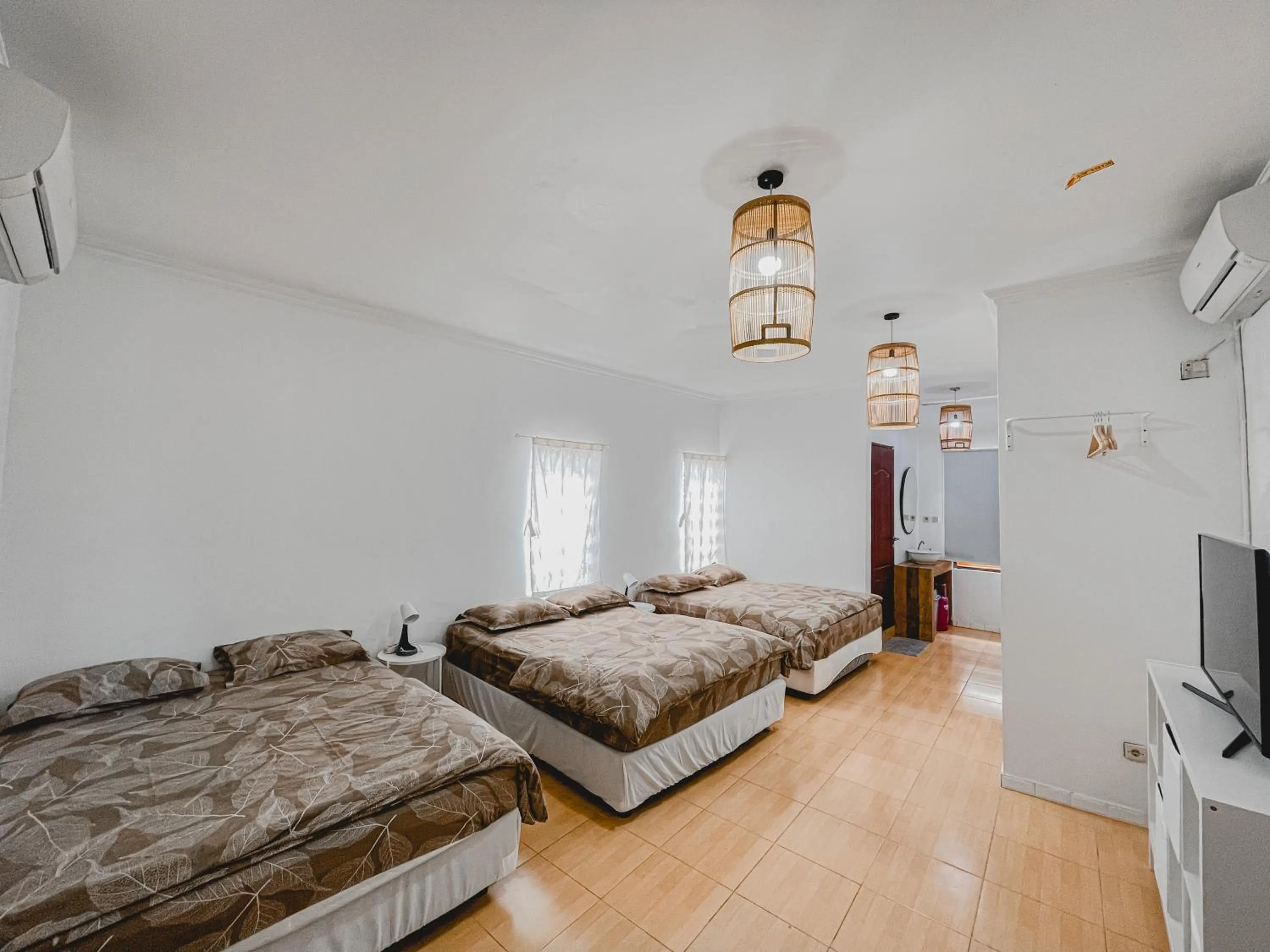 Property building, Bed in OstiC House