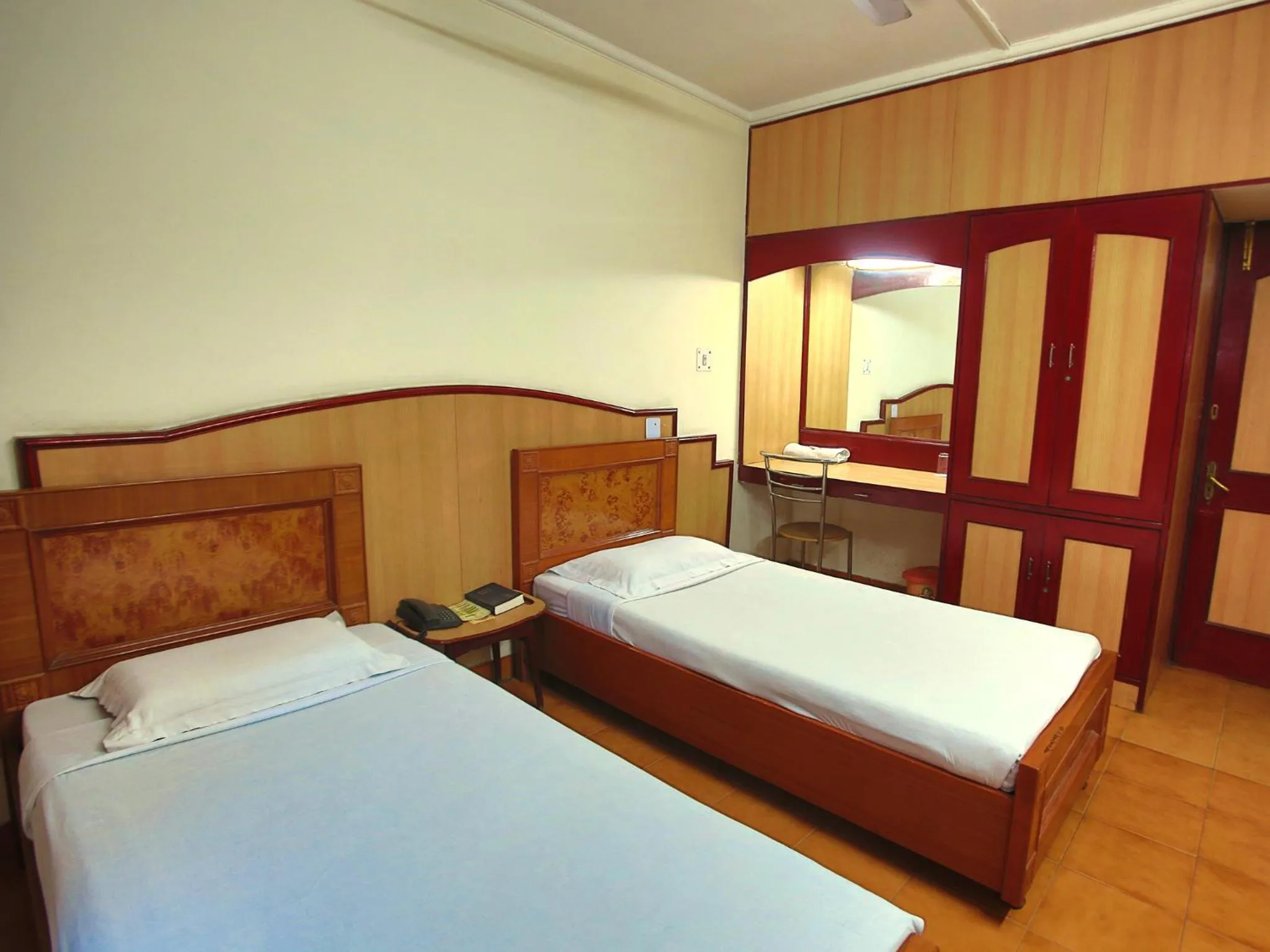 Bed in New Delhi YMCA Tourist Hostel