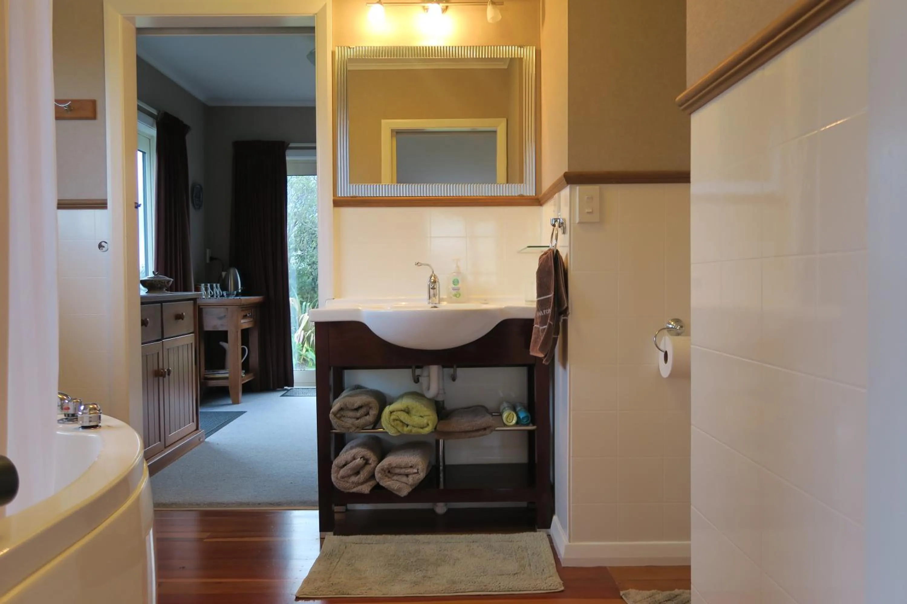 Double Room with Garden View in Scottbase B and B