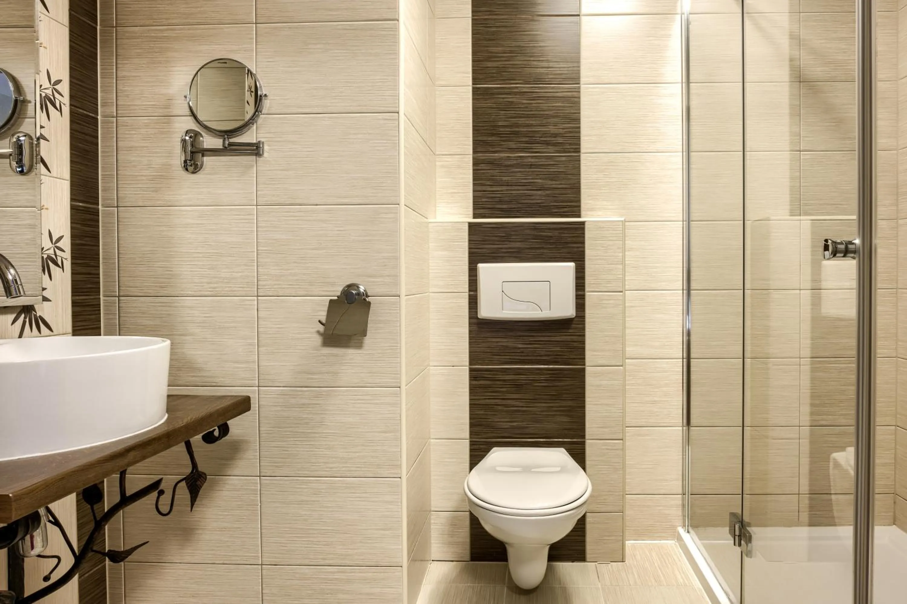 Shower in Dworek pod Giewontem - Jacuzzi & Sauna