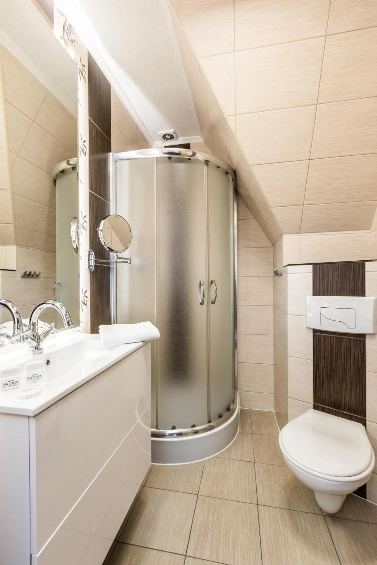 Shower in Dworek pod Giewontem - Jacuzzi & Sauna