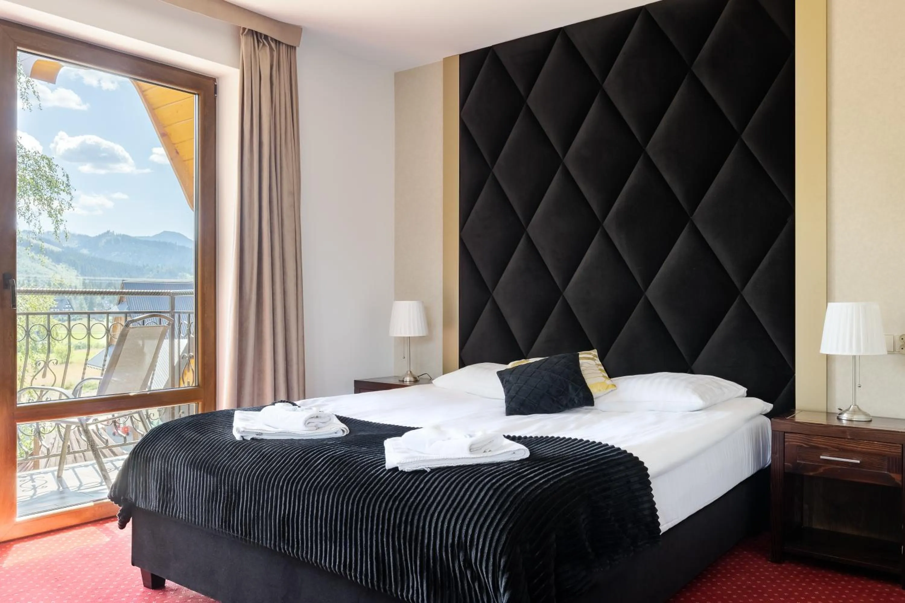 Bed in Dworek pod Giewontem - Jacuzzi & Sauna