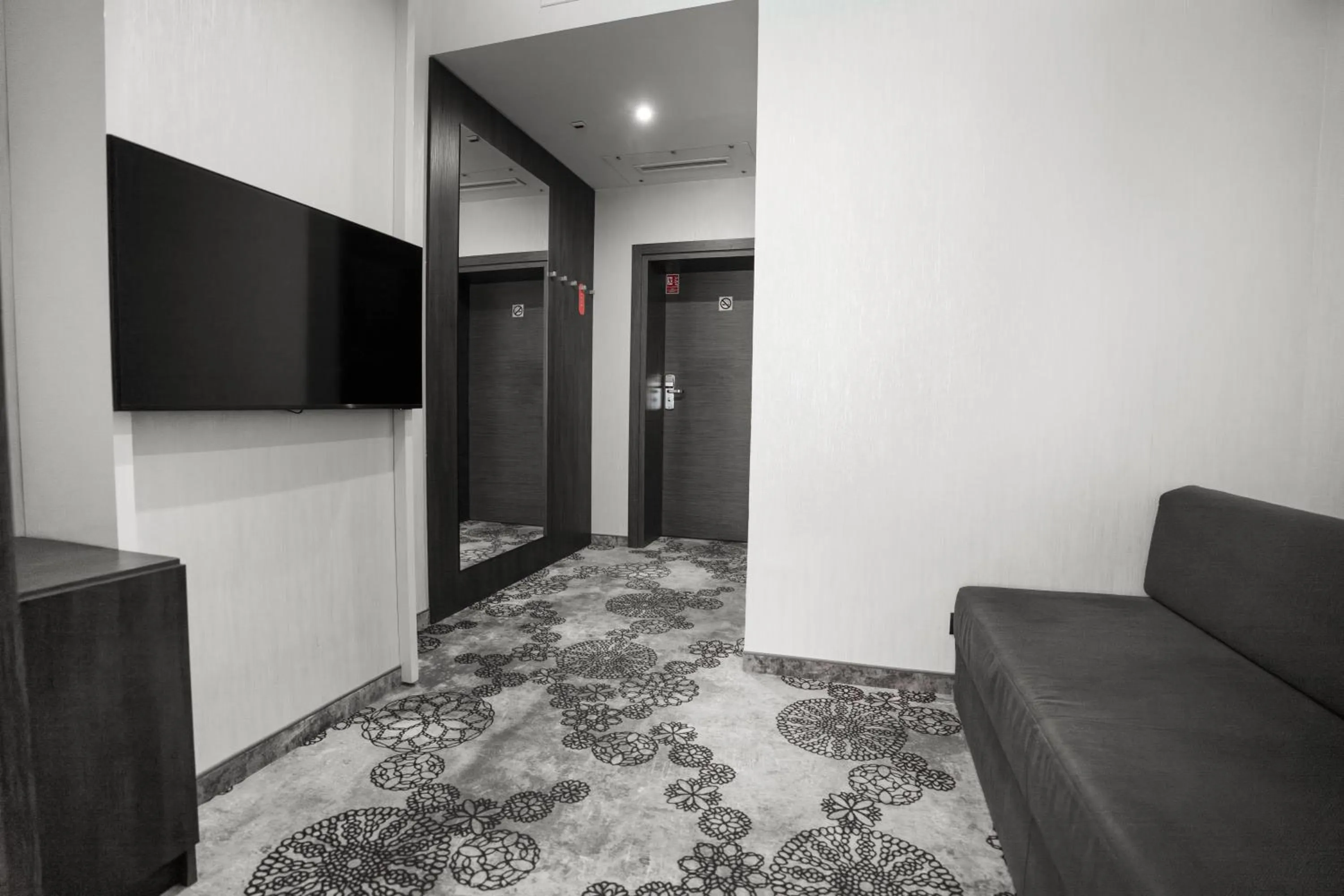 Communal lounge/ TV room in Hotel Zacisze