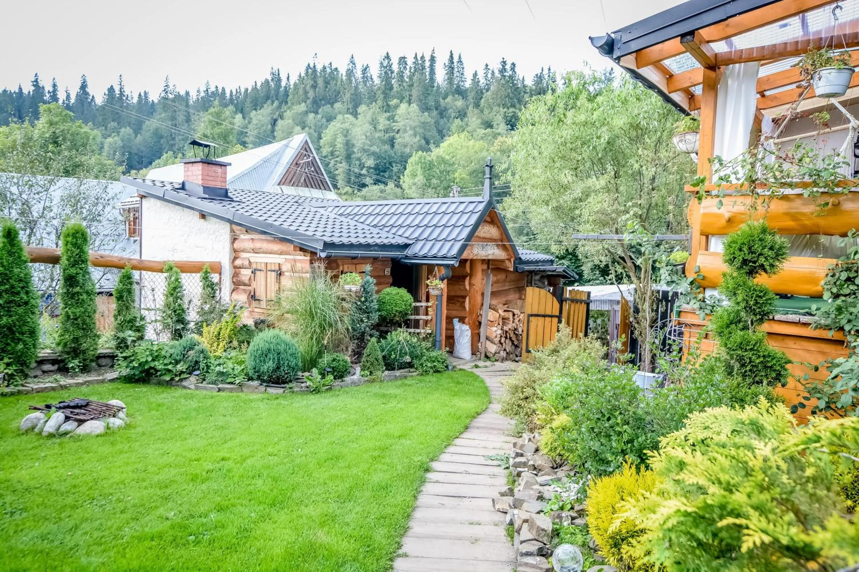 Property building in Ciukrowa Chatka Sauna & Jacuzzi