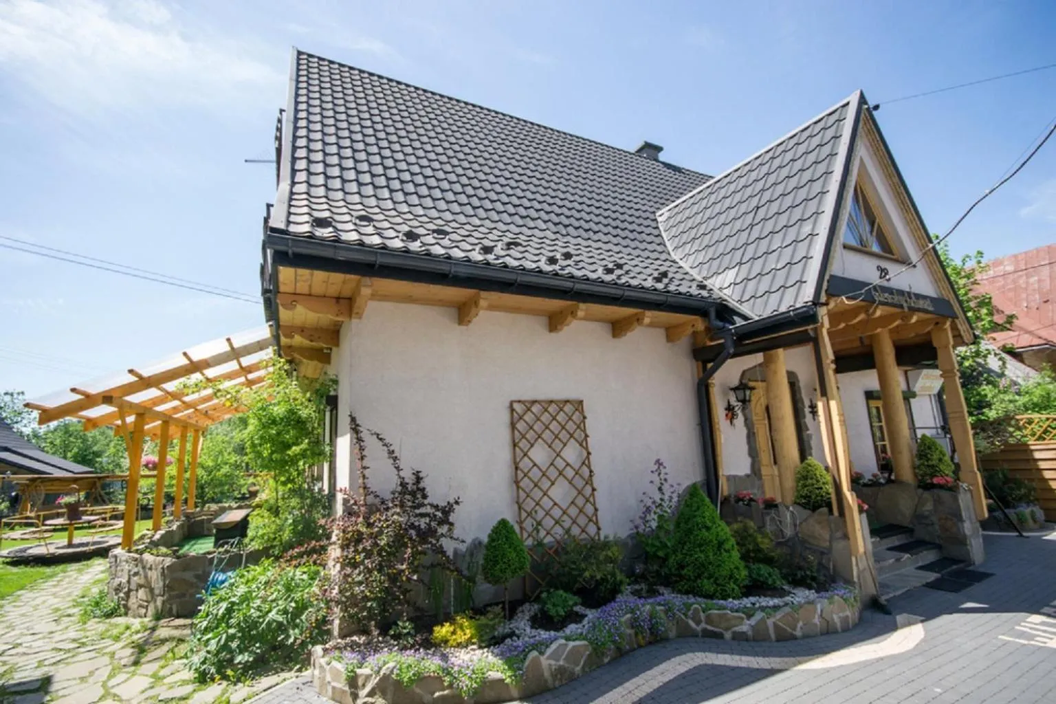 Property building in Ciukrowa Chatka Sauna & Jacuzzi