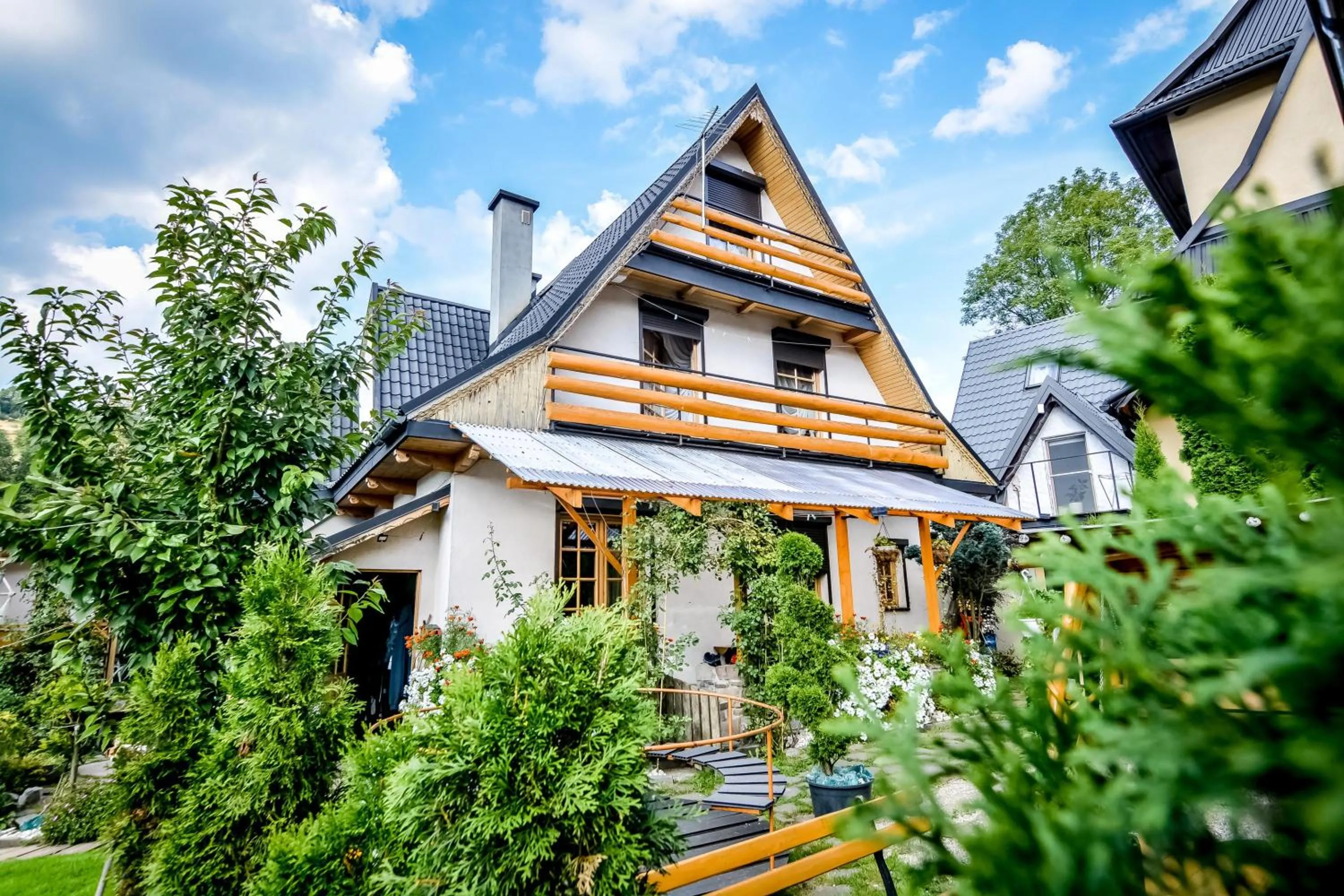 Property building in Ciukrowa Chatka Sauna & Jacuzzi