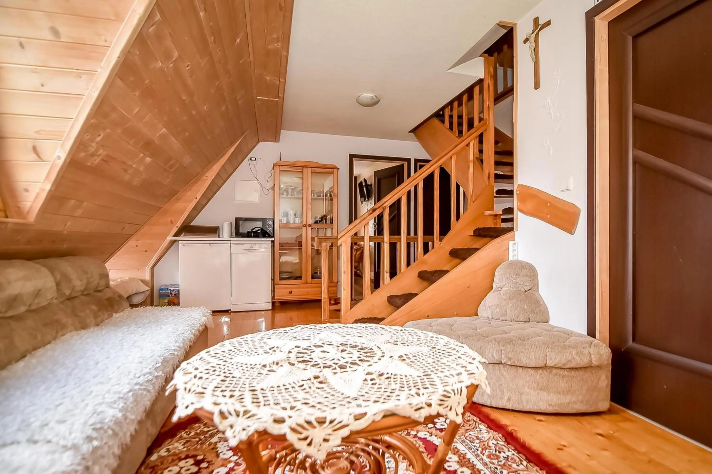 Communal lounge/ TV room, Bed in Ciukrowa Chatka Sauna & Jacuzzi