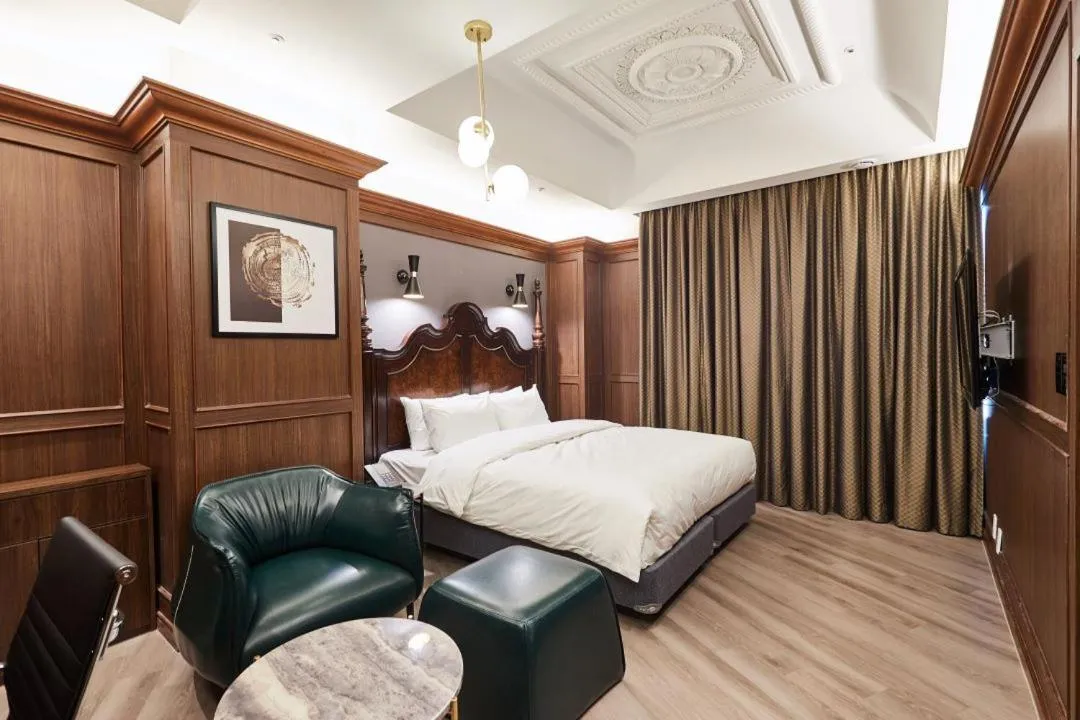 Bed in Suwon Partyz Hotel