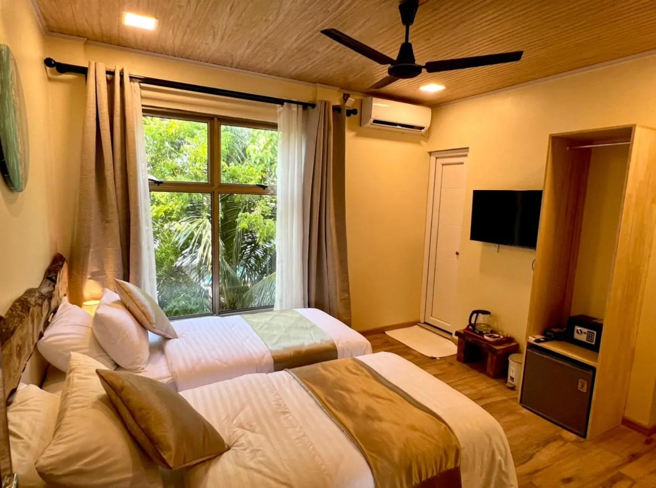 Bed in Holiday Home Dhiffushi