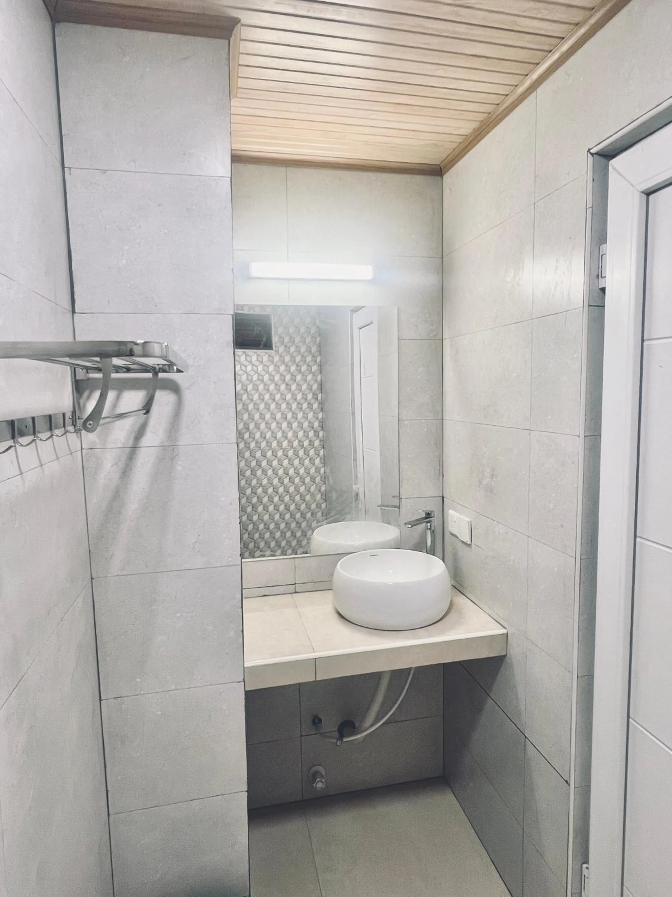 Shower in Holiday Home Dhiffushi